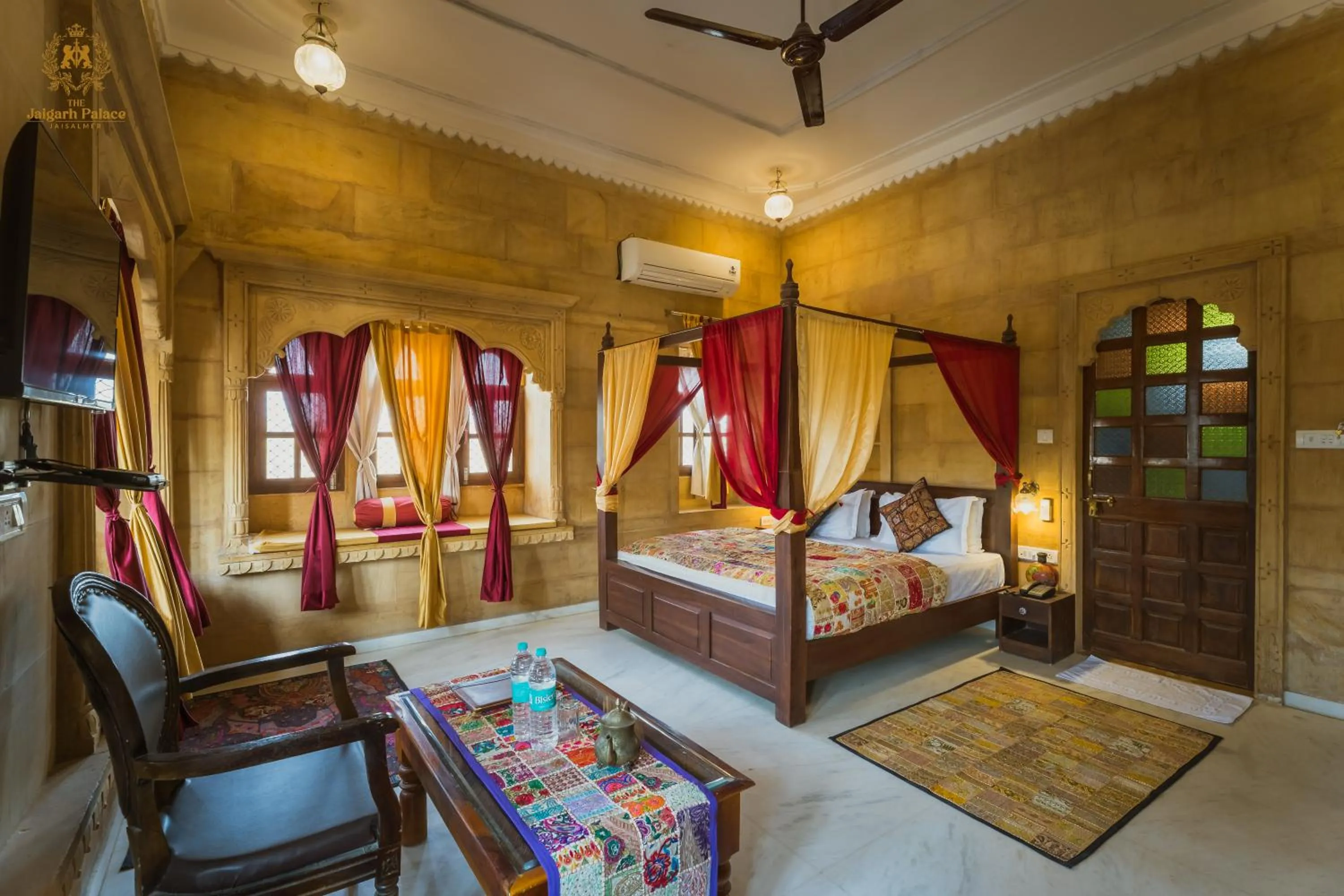 Property building, Bed in The Jaigarh Palace Jaisalmer