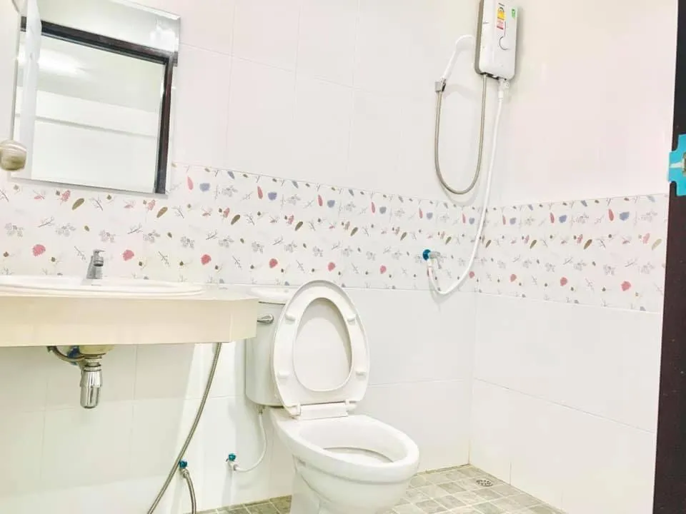 Bathroom in MY HOME Hotel - Phutthamonthon 4 Road, near Mahidol University Salaya