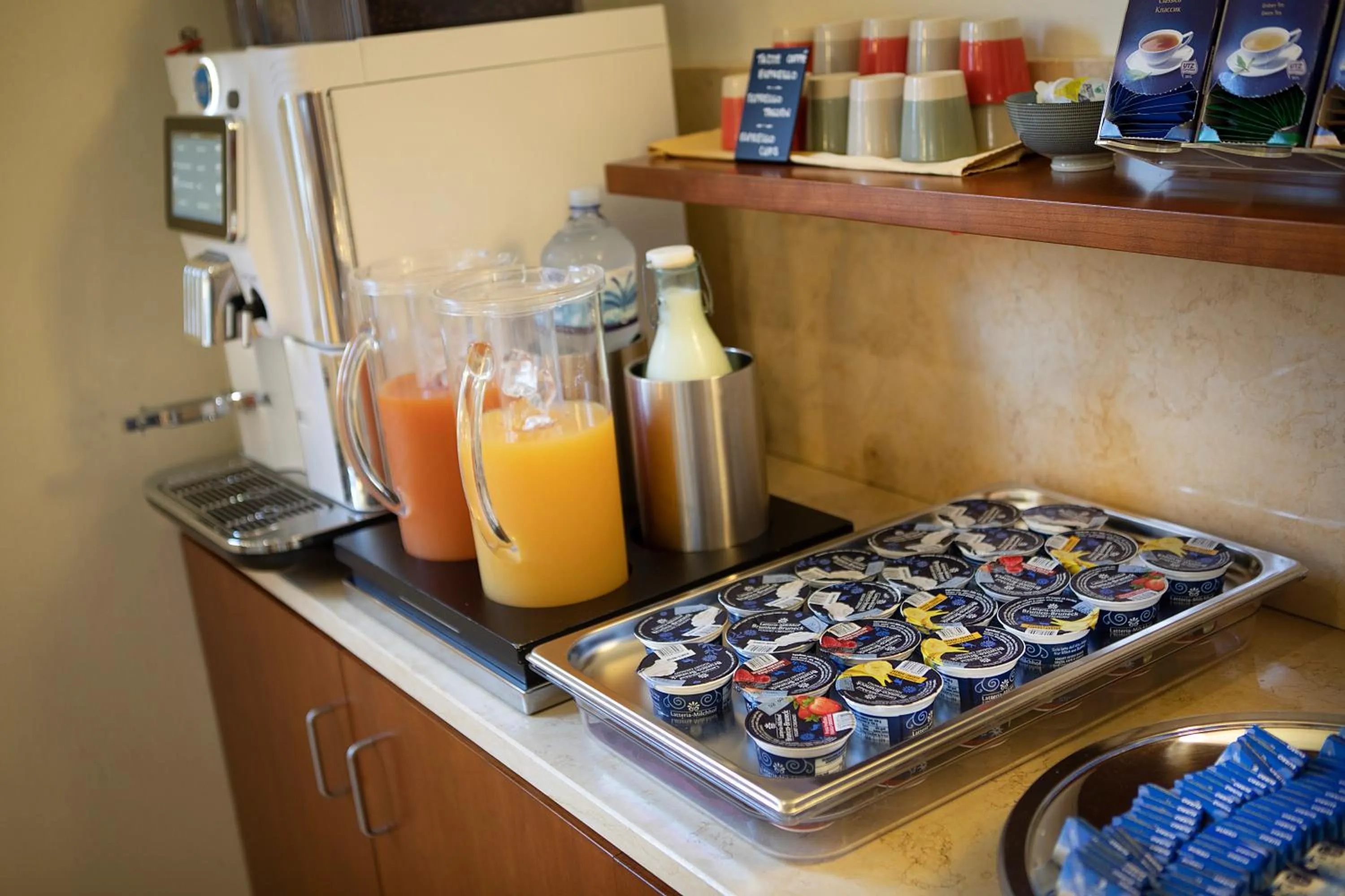 Breakfast in Hotel Garnì Orchidea