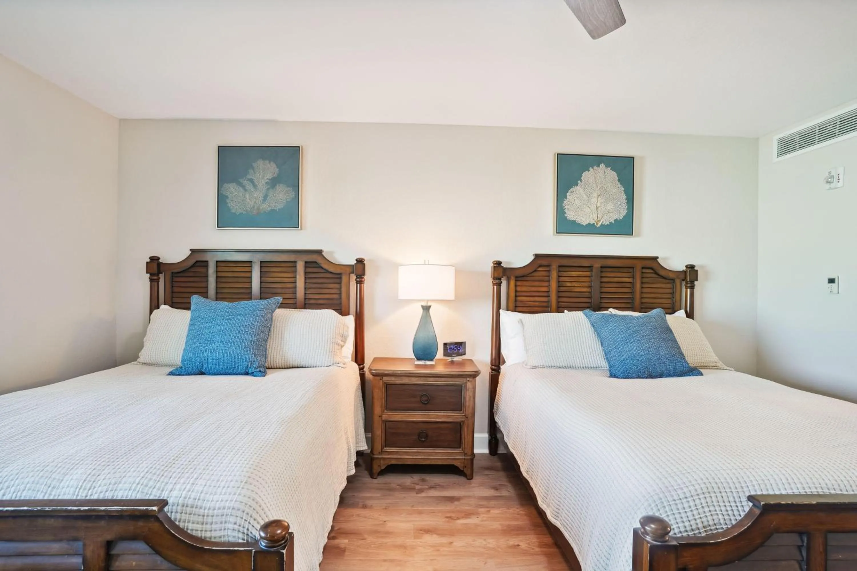 Bed in Harbourside 7718- Premier