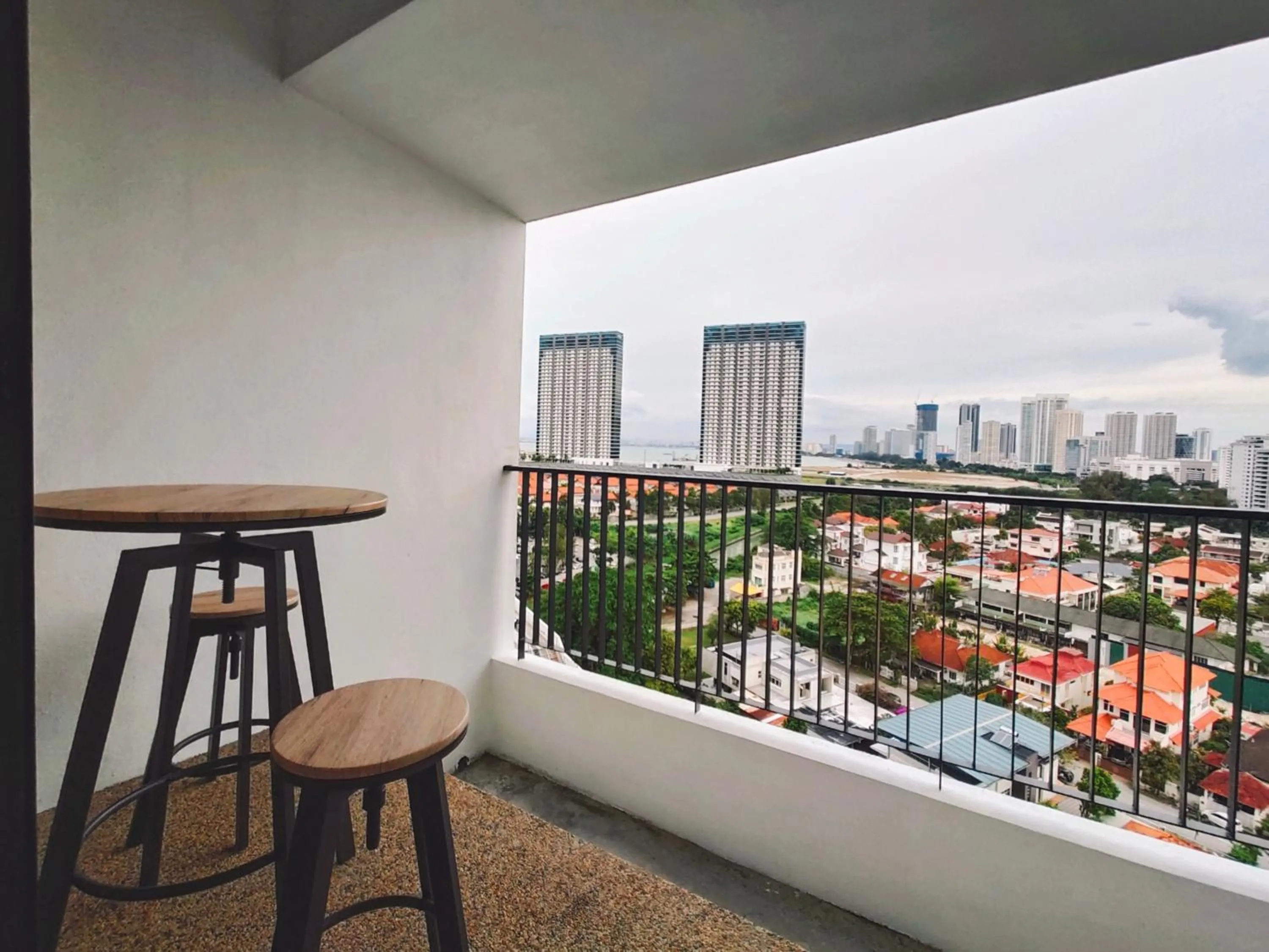 THE LANDMARK BY KATANA New 3BR Grand Seaview Homestay at Gurney 无敌海景三房套房