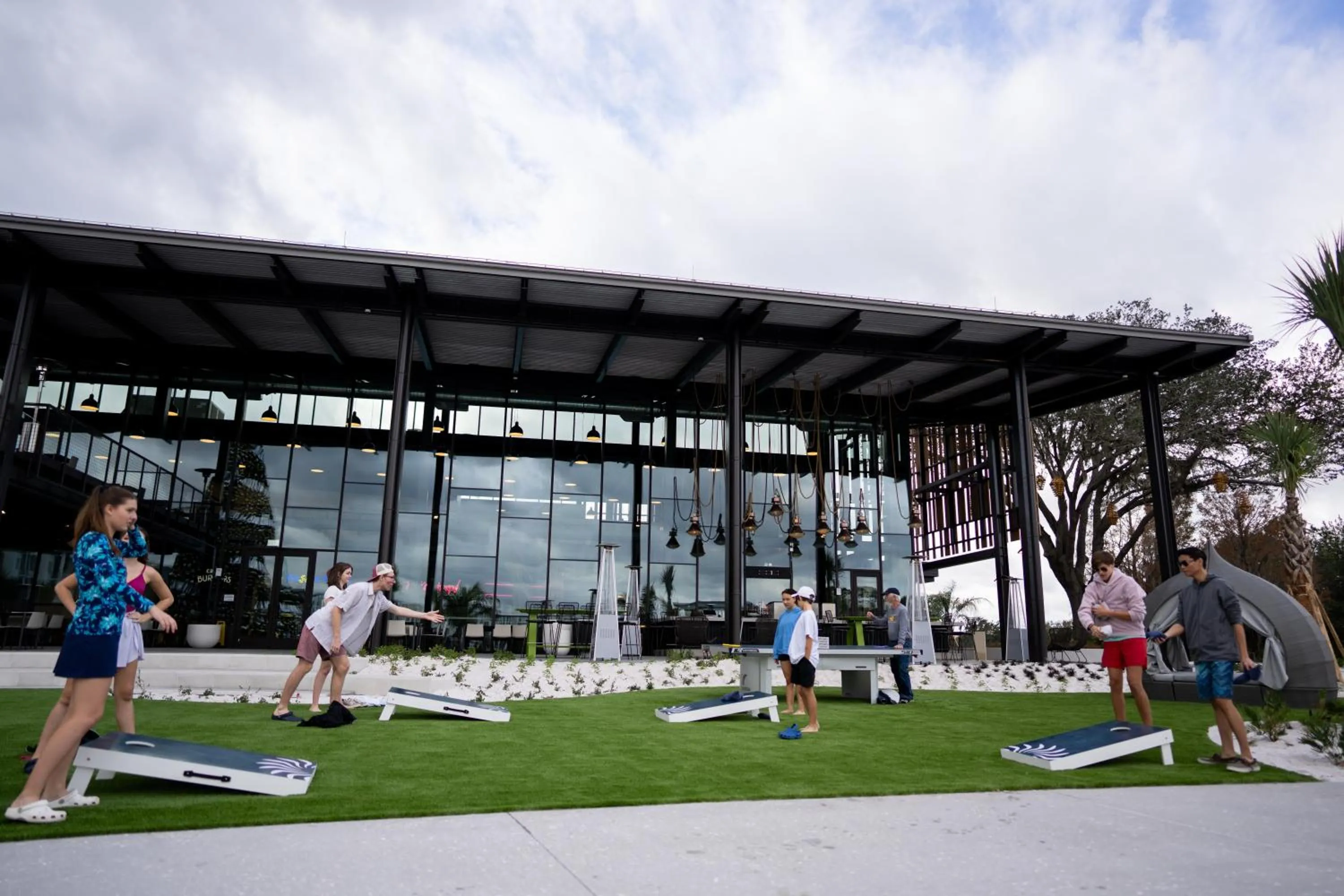 Restaurant/places to eat in Evermore Orlando Resort