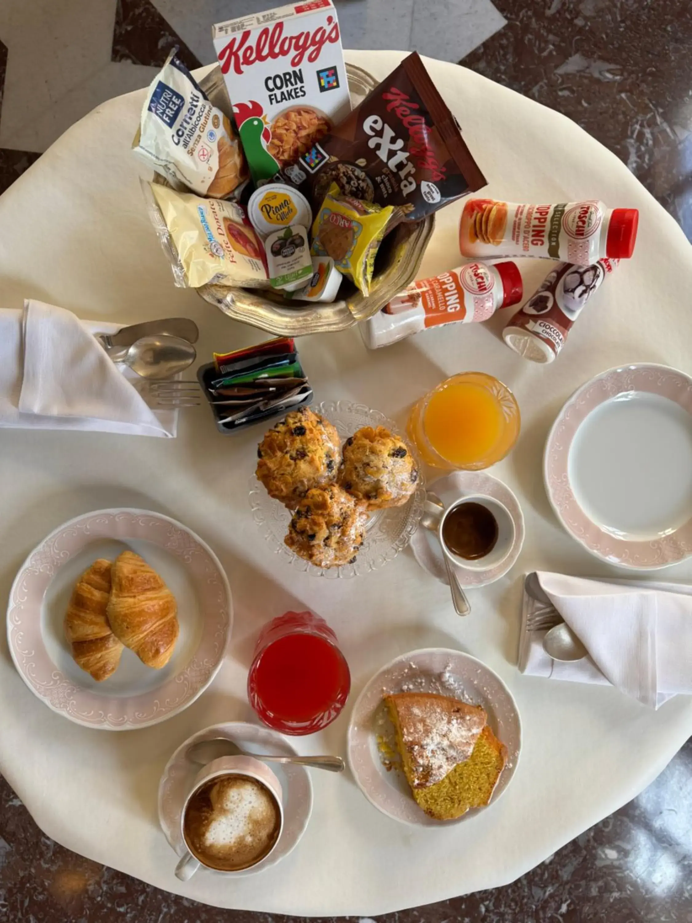 Breakfast in Hotel Verdi Boutique Hotel Breakfast in Hotel Verdi Boutique Hotel
