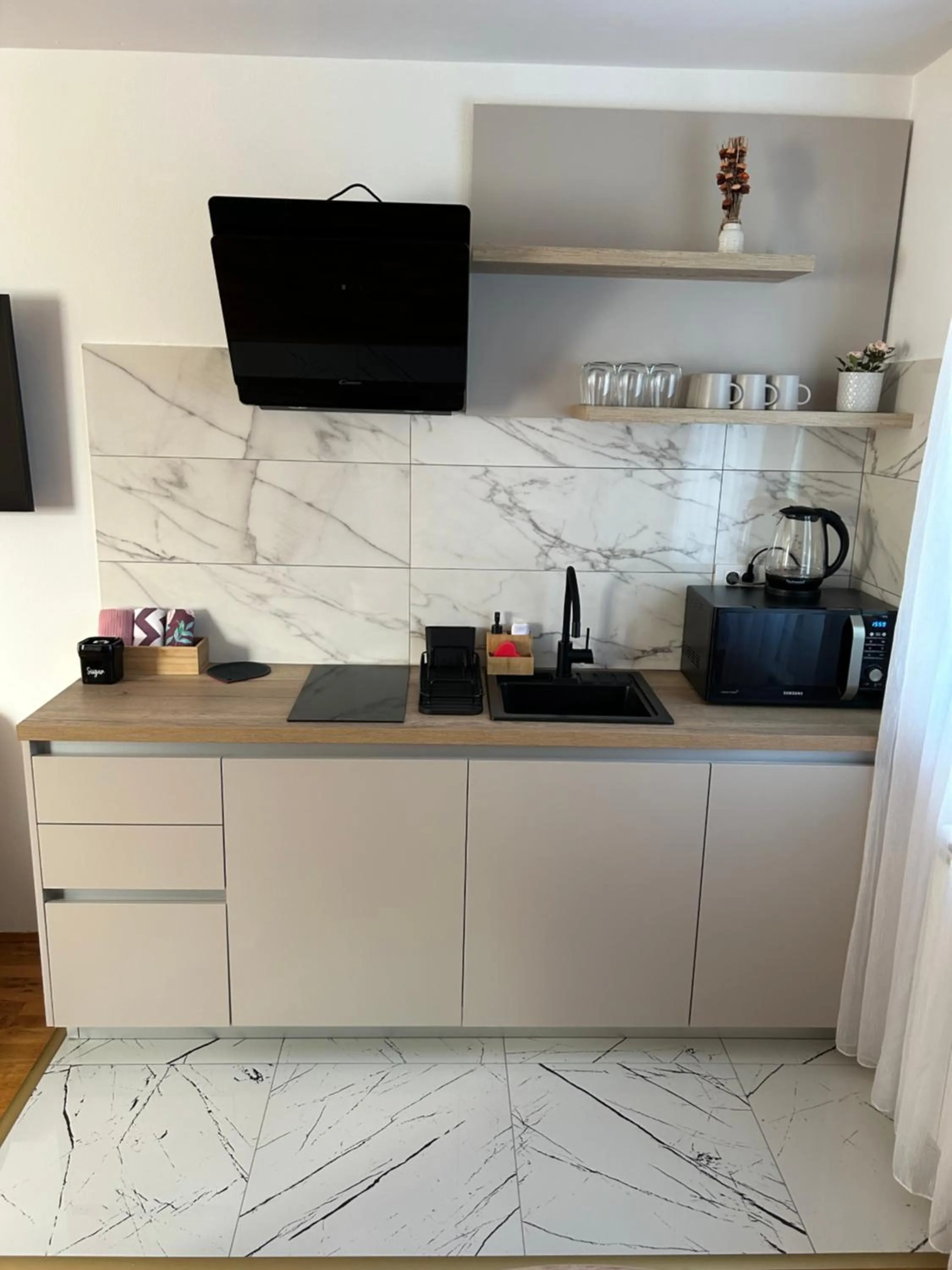 One-Bedroom Apartment in Villa Čančar