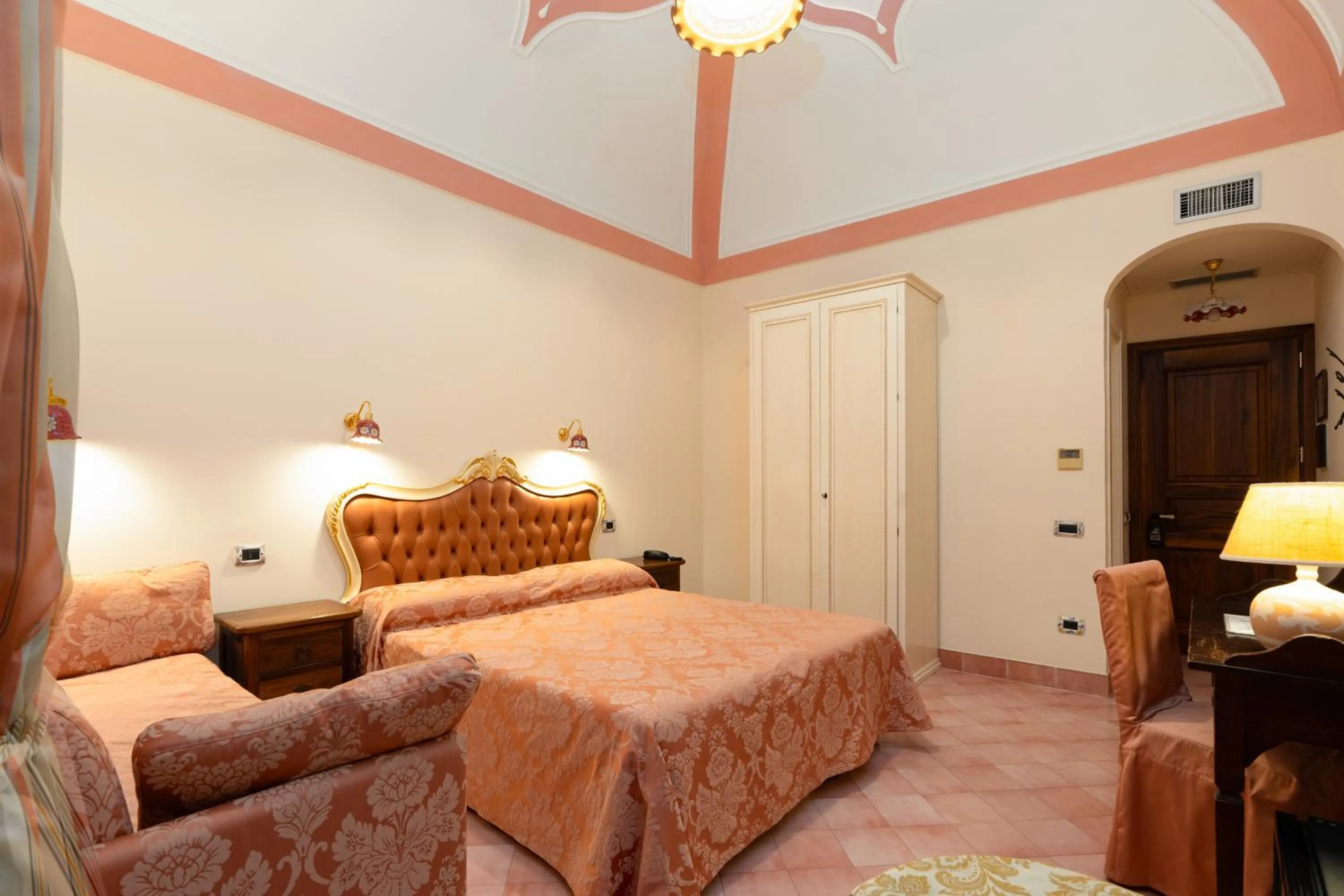 Bedroom, Bed in Hotel L'Antico Convitto