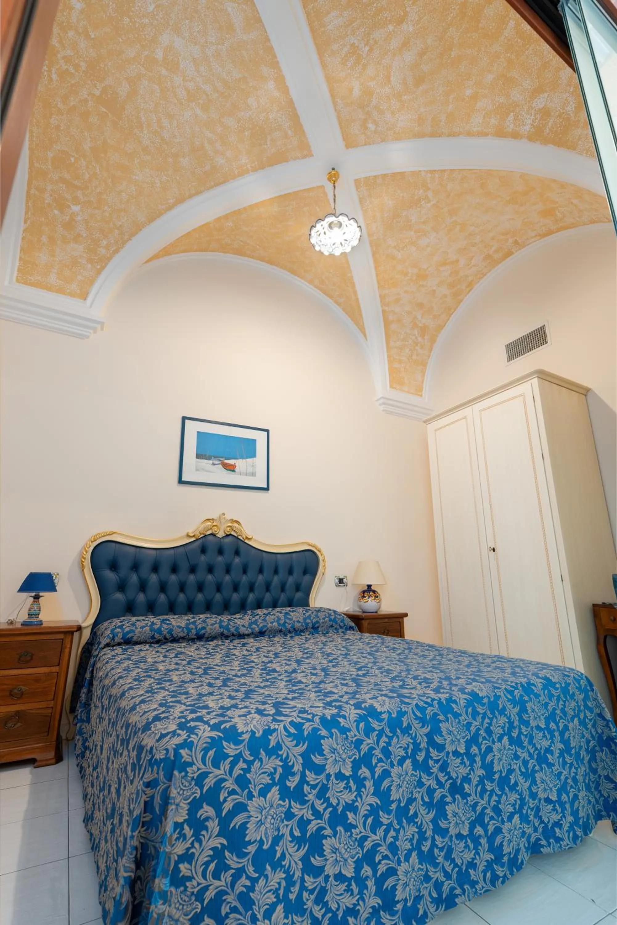 Bedroom, Bed in Hotel L'Antico Convitto