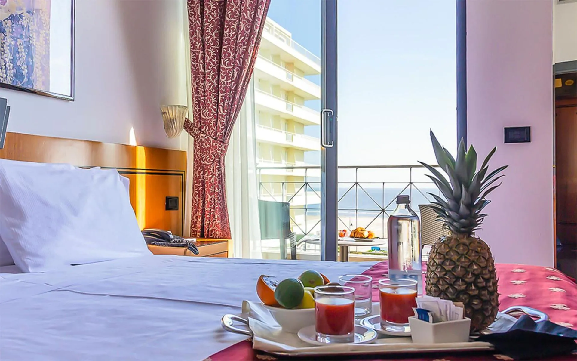 Family Room with Balcony in Hotel Nettunia