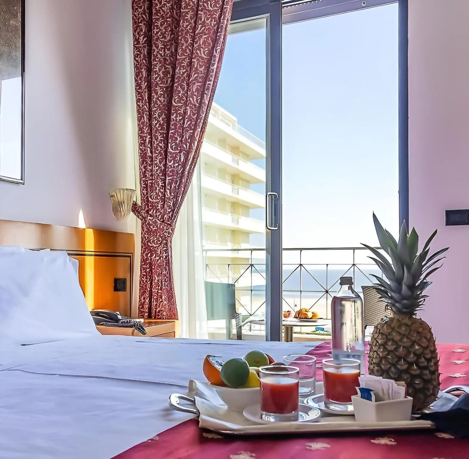 Bed in Hotel Nettunia