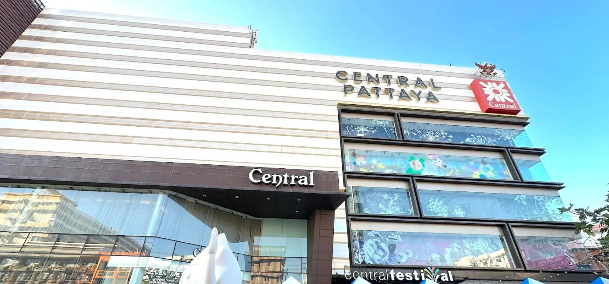 Nearby landmark in Grandbangsaray