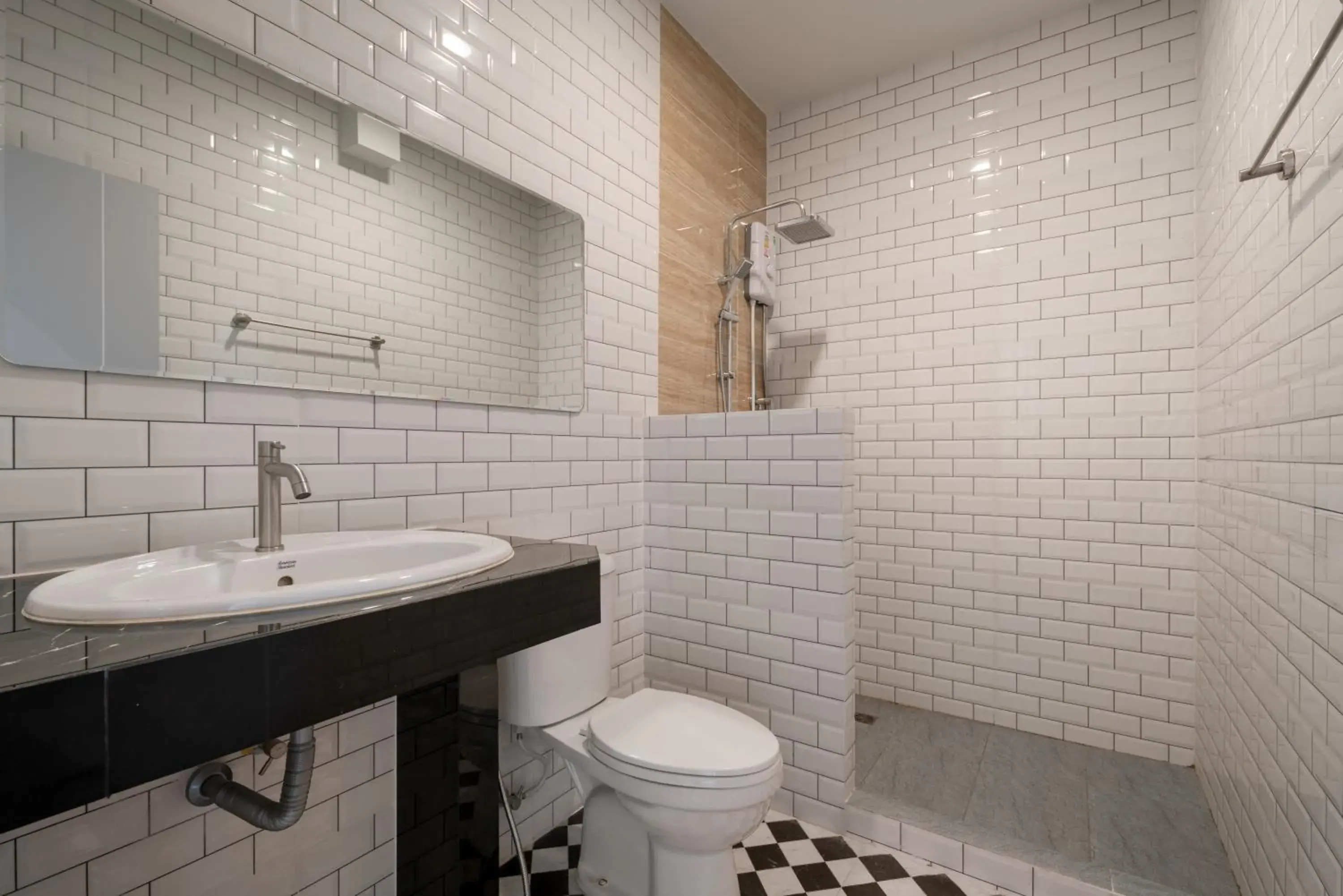 Deluxe Room - single occupancy in Grandbangsaray Deluxe Room - single occupancy in Grandbangsaray