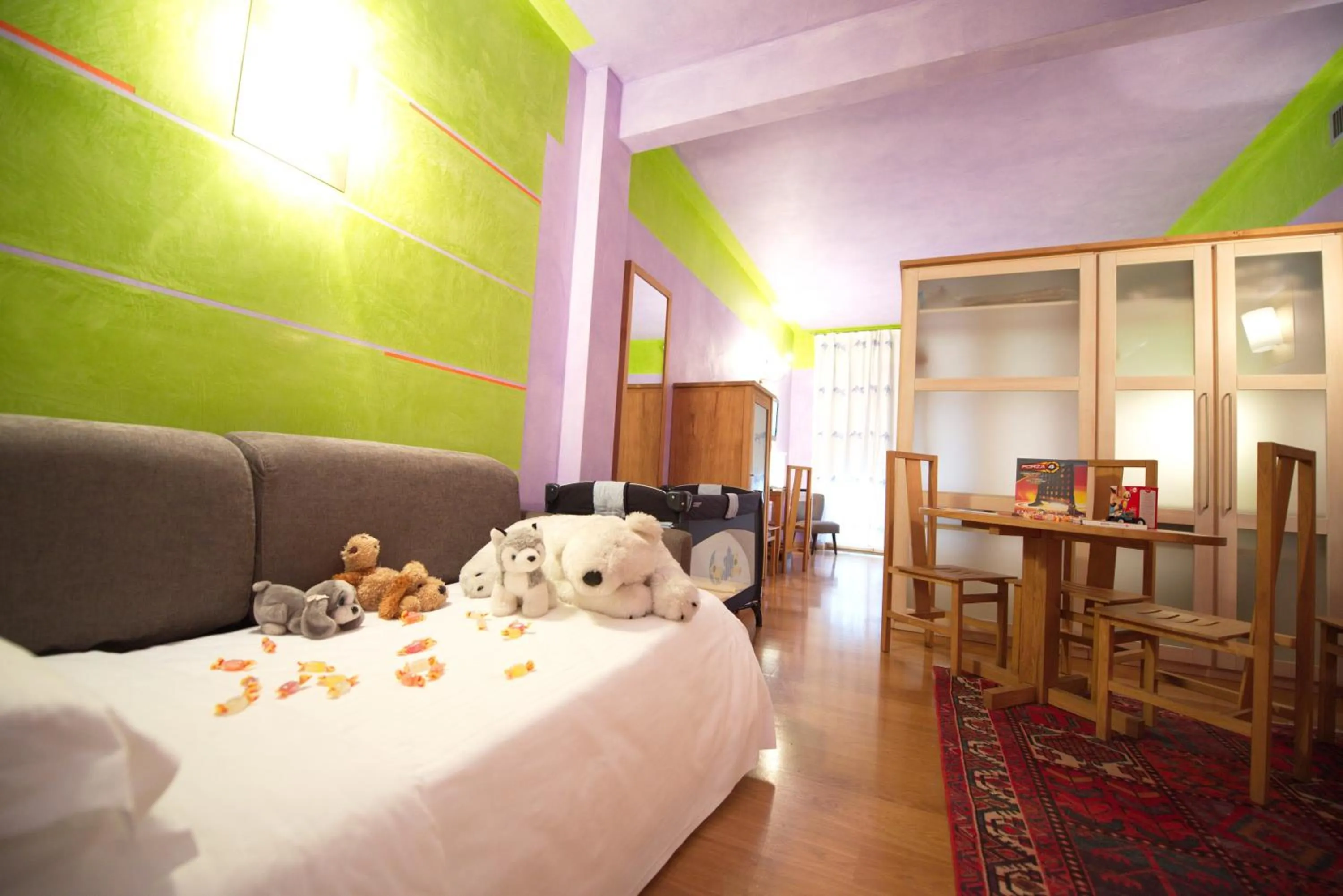 Living room, Bed in Hotel Firenze