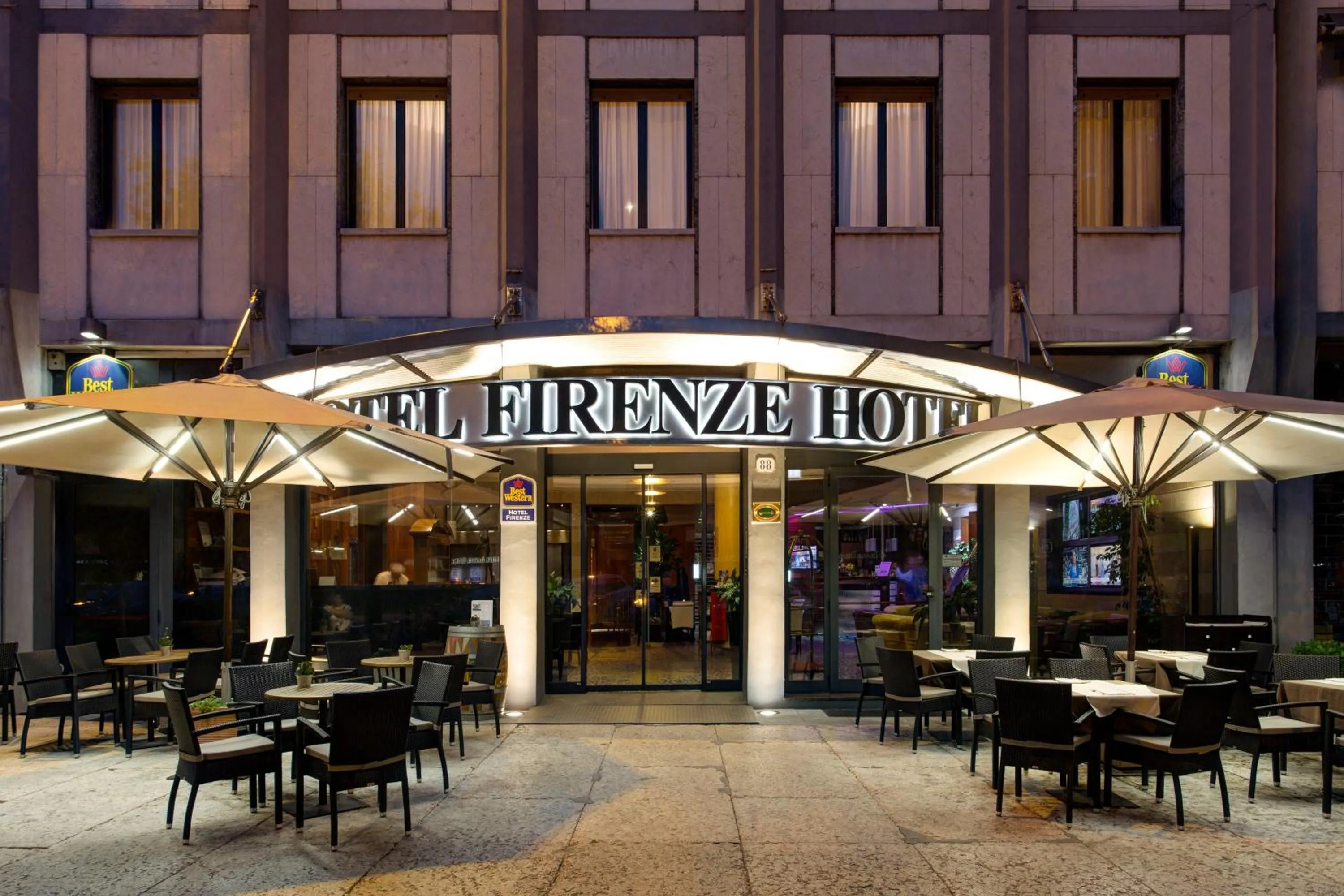Facade/entrance in Hotel Firenze