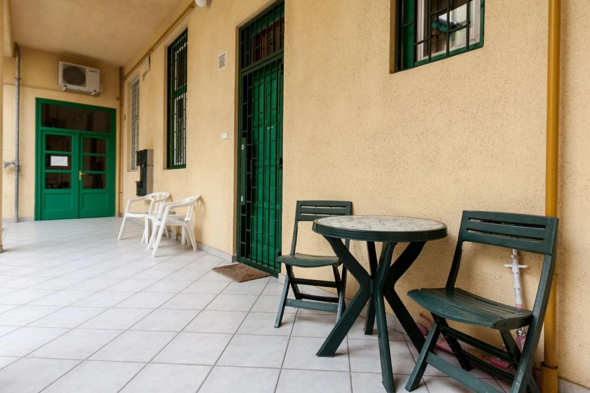 Balcony/Terrace in Vibrant 3 Bedroom Apartment In The Pulsing Heart Of Budapest