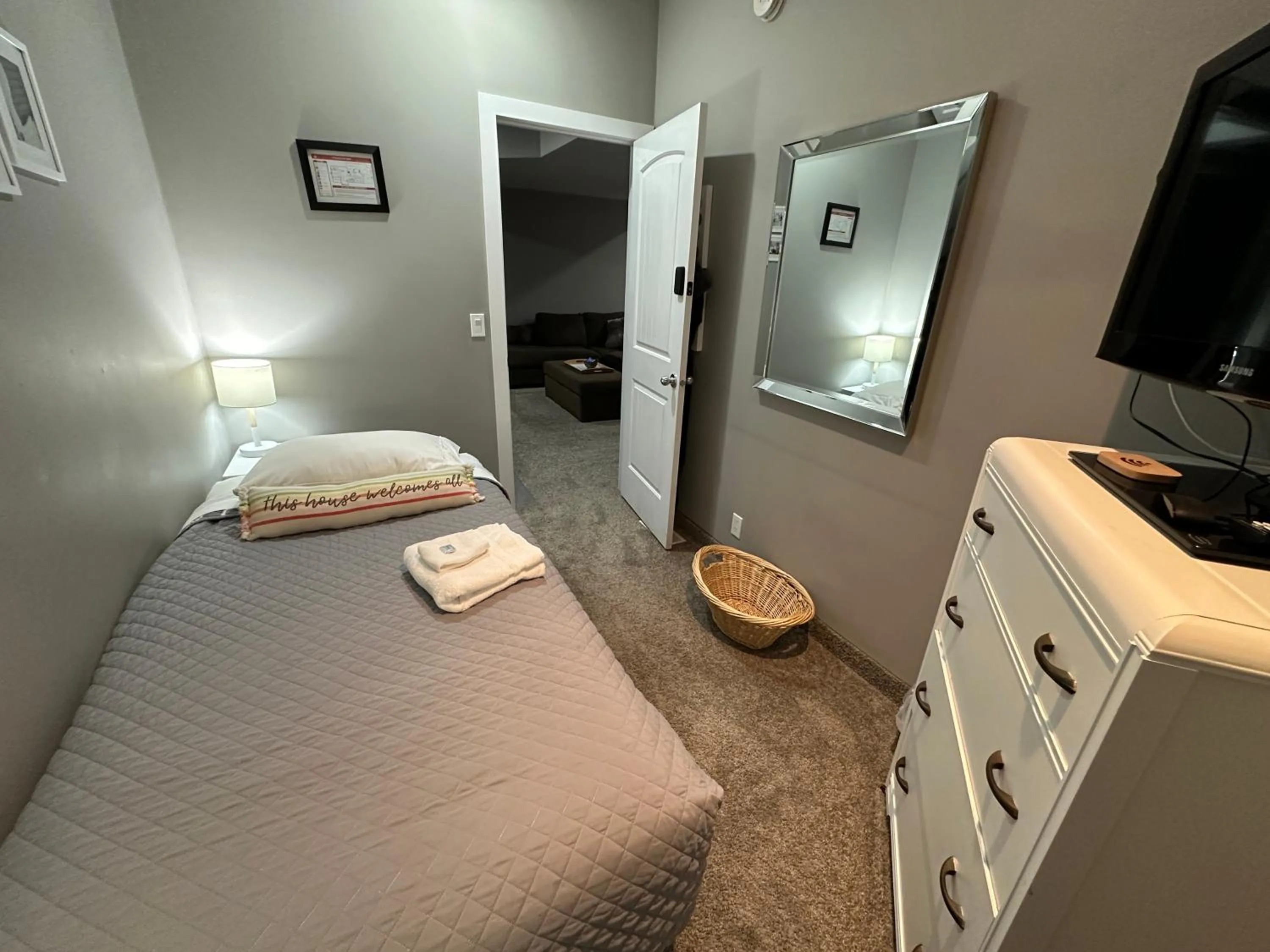 Bedroom, Bed in Stay549