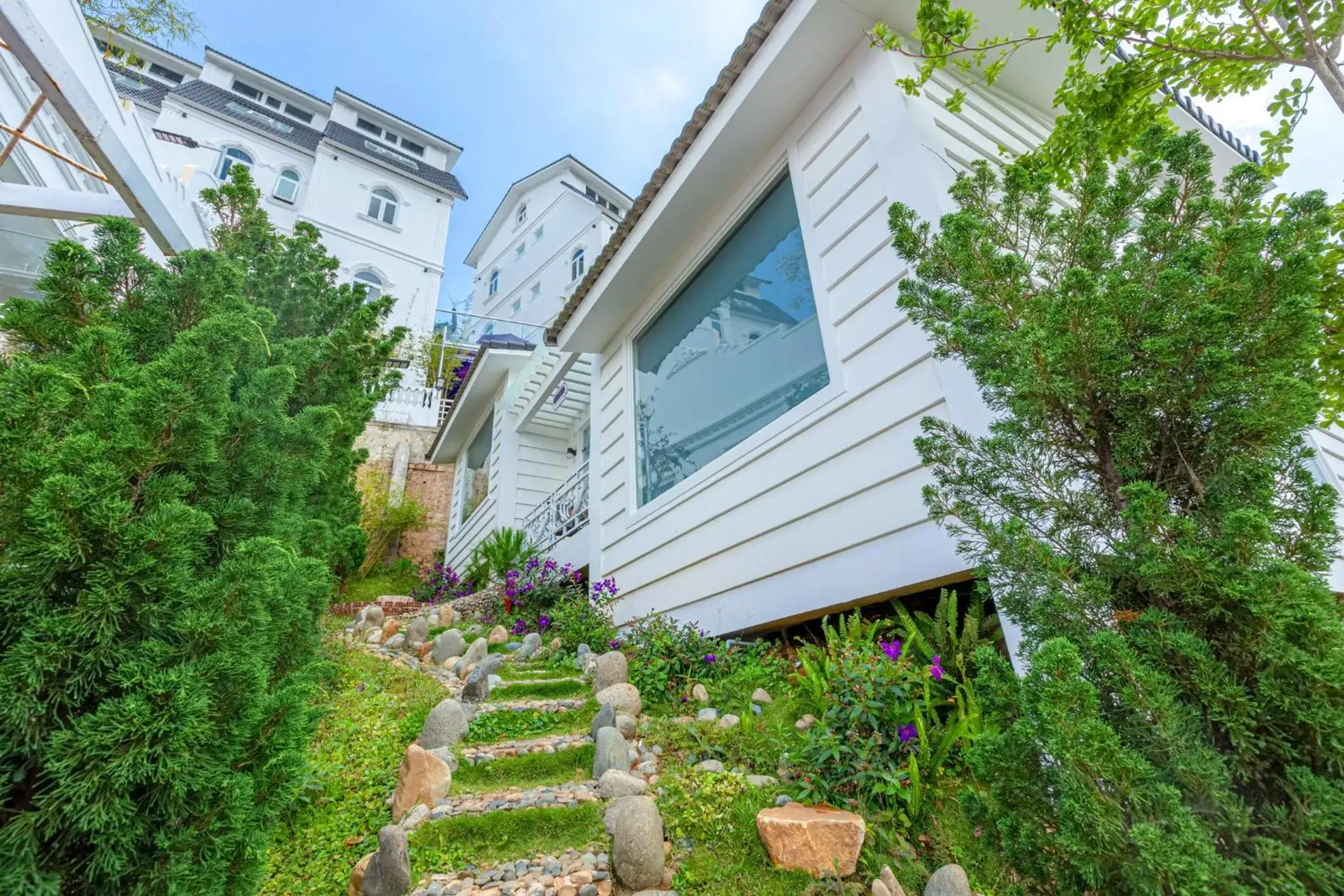 Property building in SHIN VILLAGE HOTEL Property building in SHIN VILLAGE HOTEL