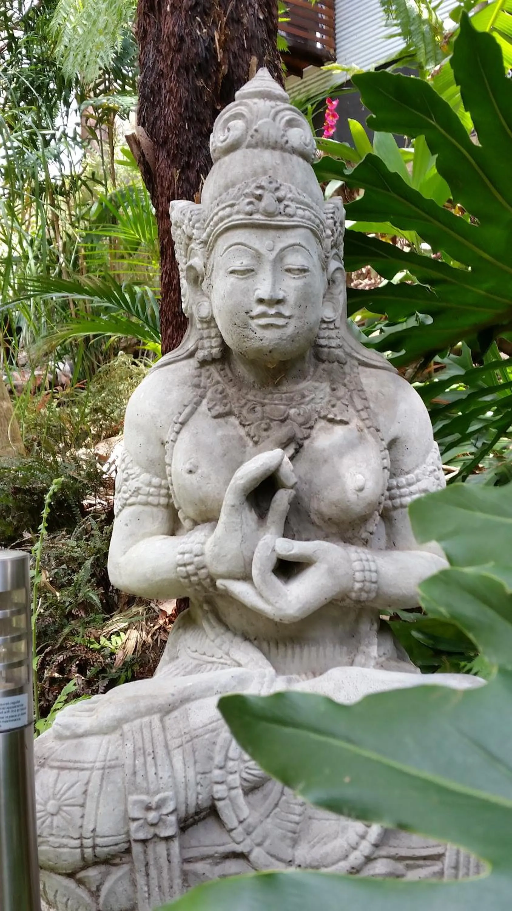 Decorative detail in Alaya Ascend