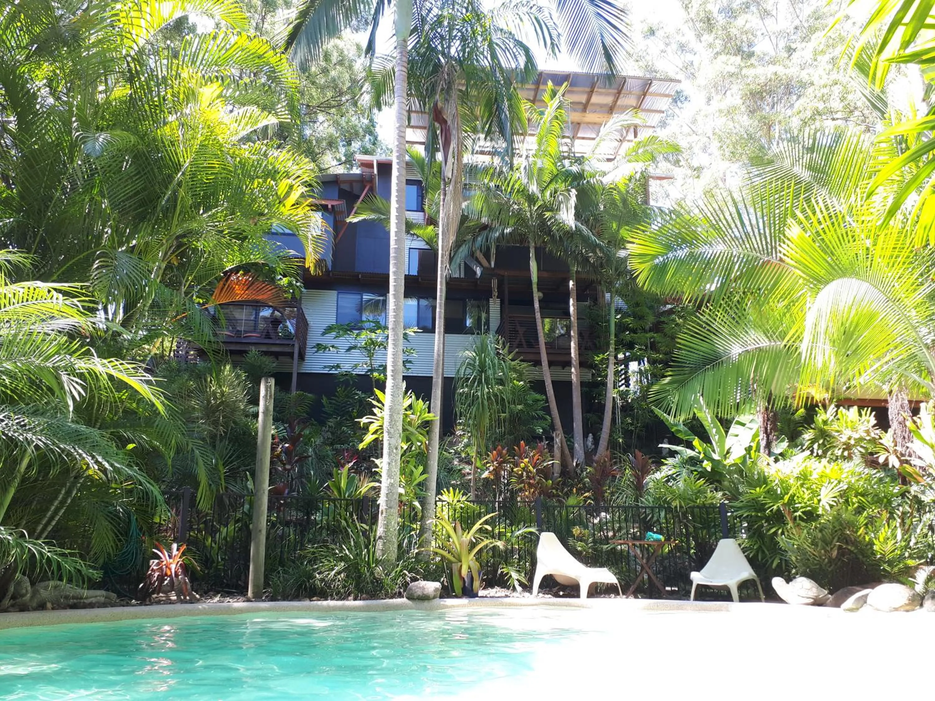 Property building in Alaya Ascend