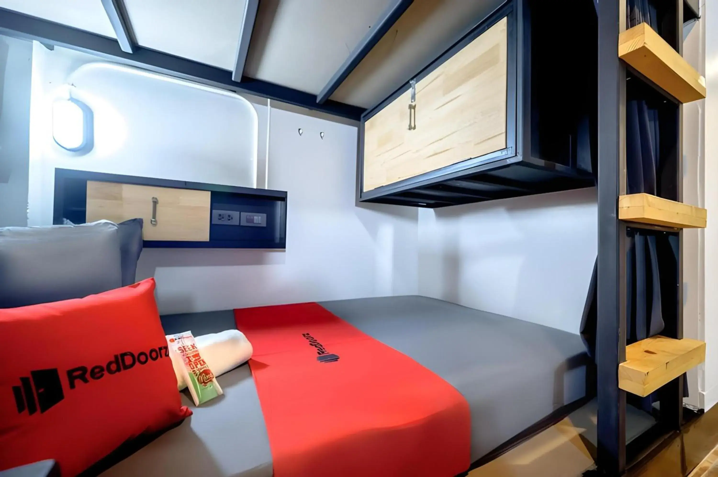 TV and multimedia, Bed in Episode 11 Hostel Sukhumvit TV and multimedia, Bed in Episode 11 Hostel Sukhumvit