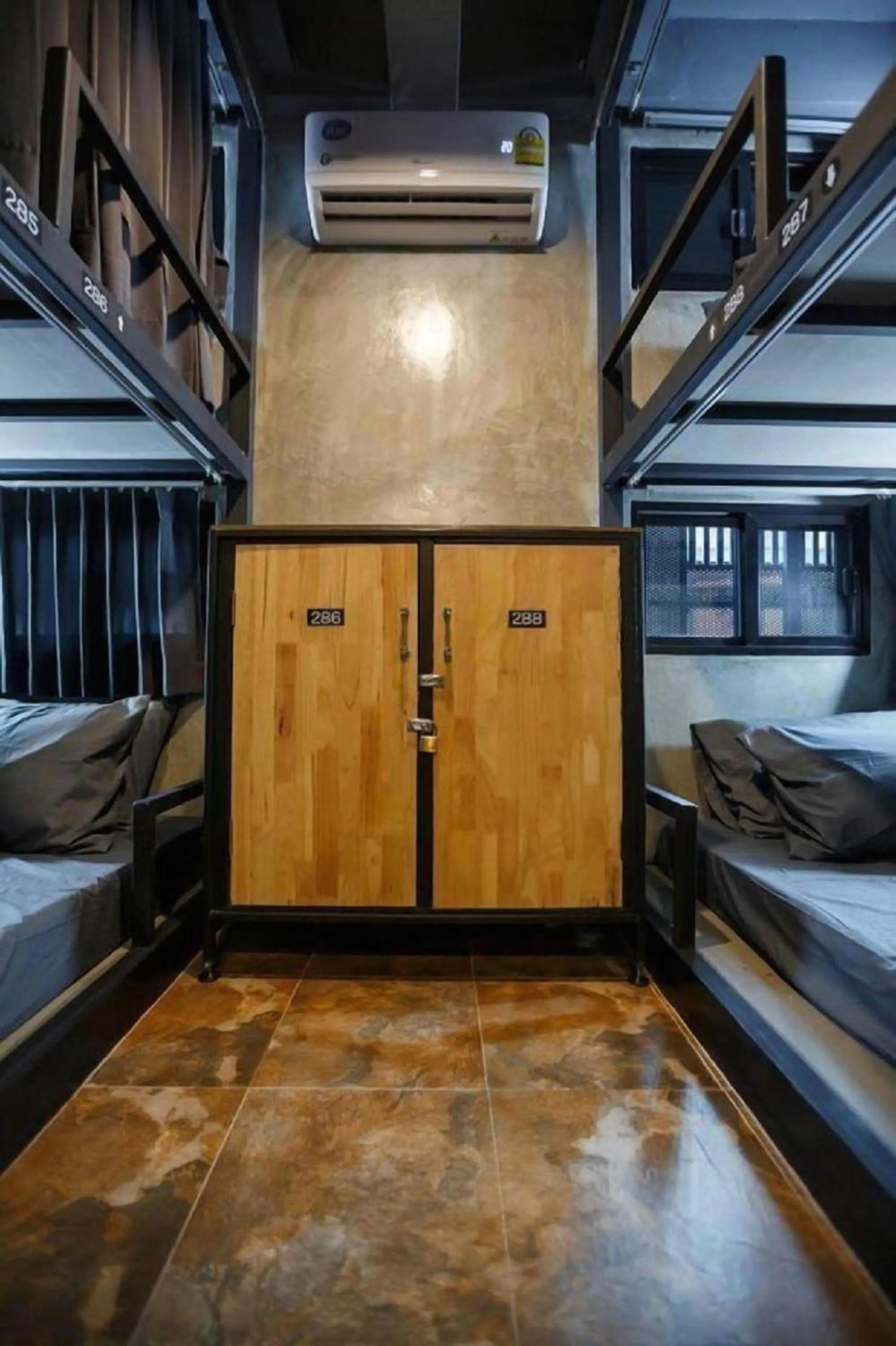 Photo of the whole room, Bed in Episode 11 Hostel Sukhumvit