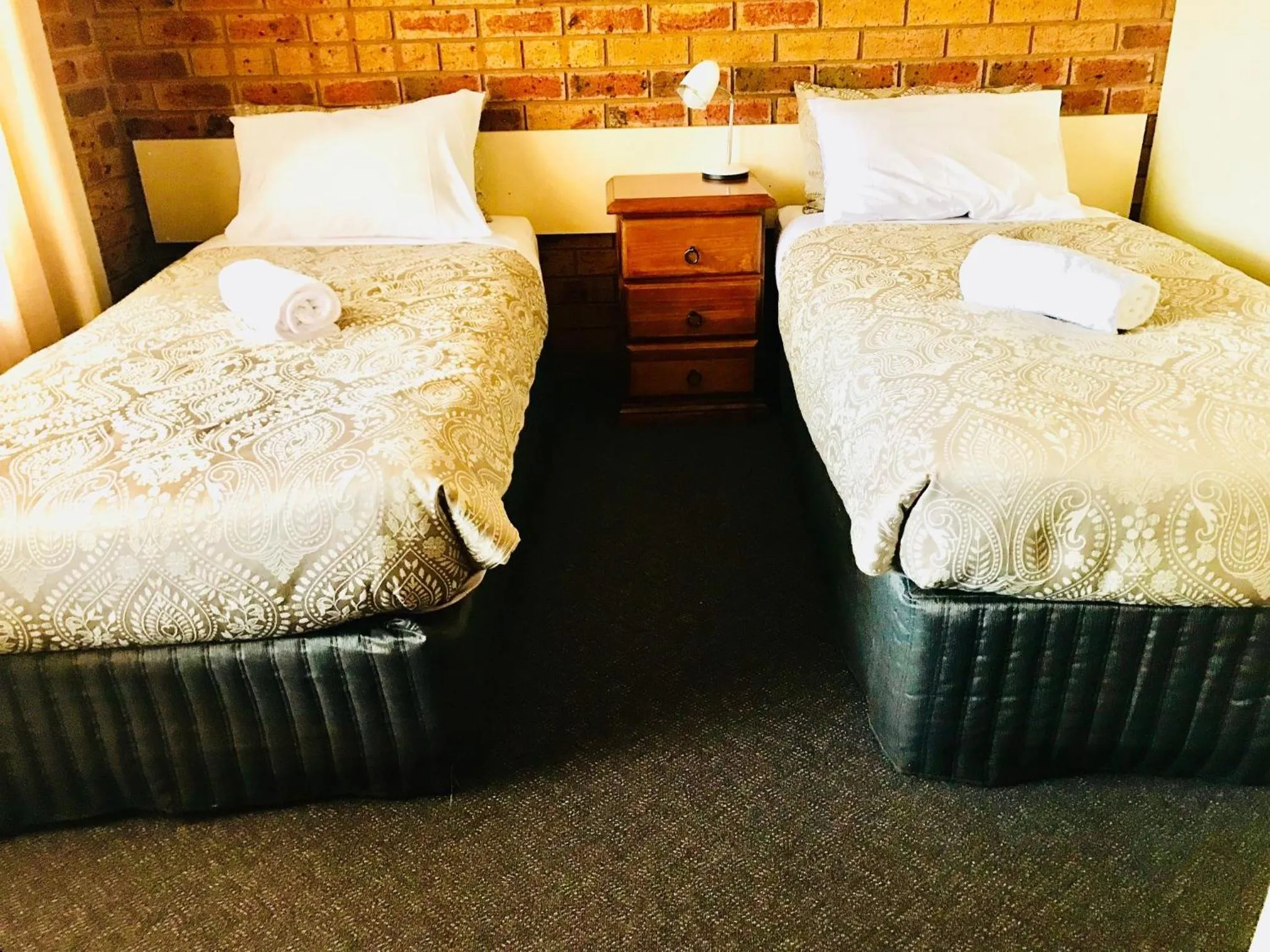 Bed in Broadford Sugarloaf Motel