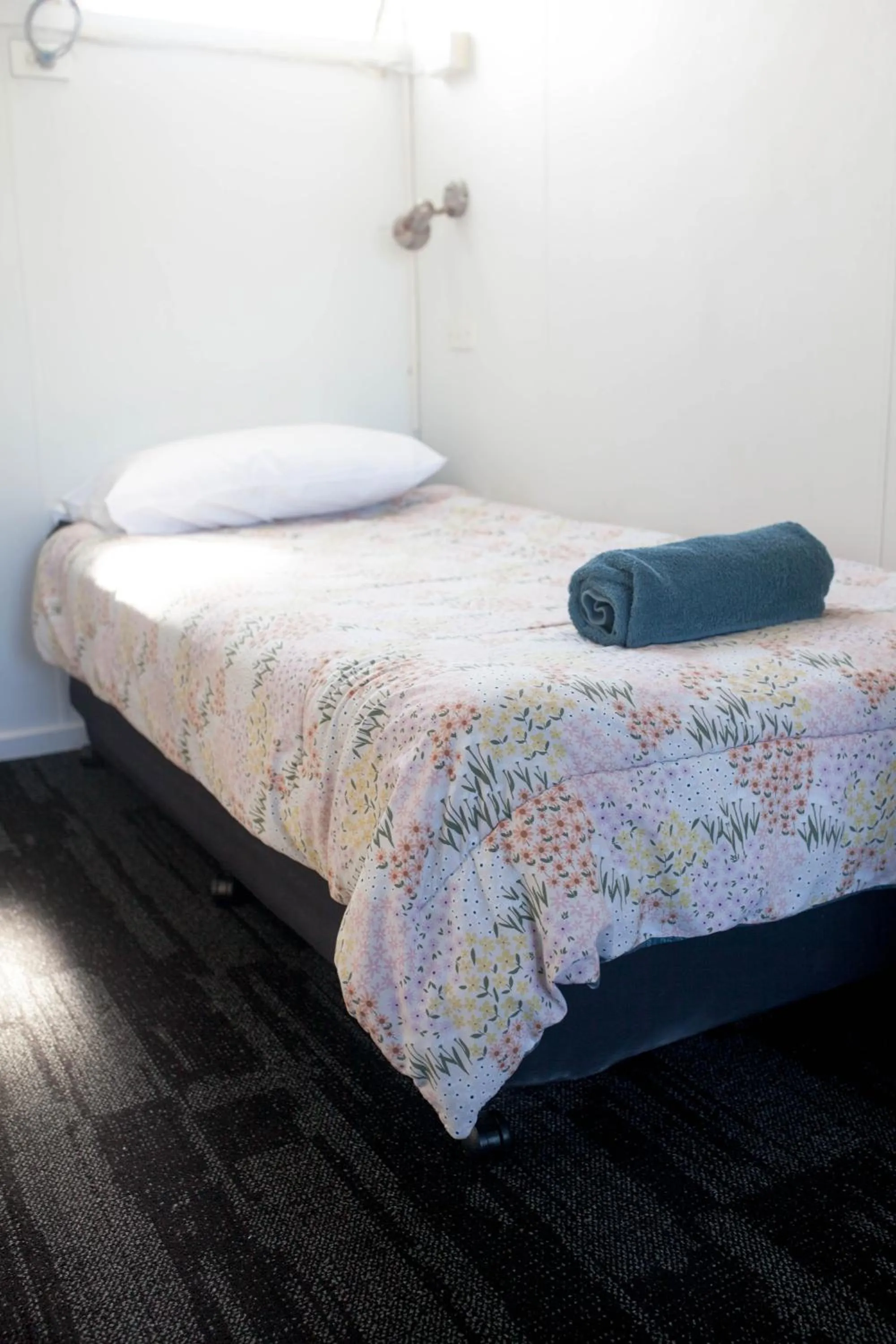 Bed in Cairns City Motel