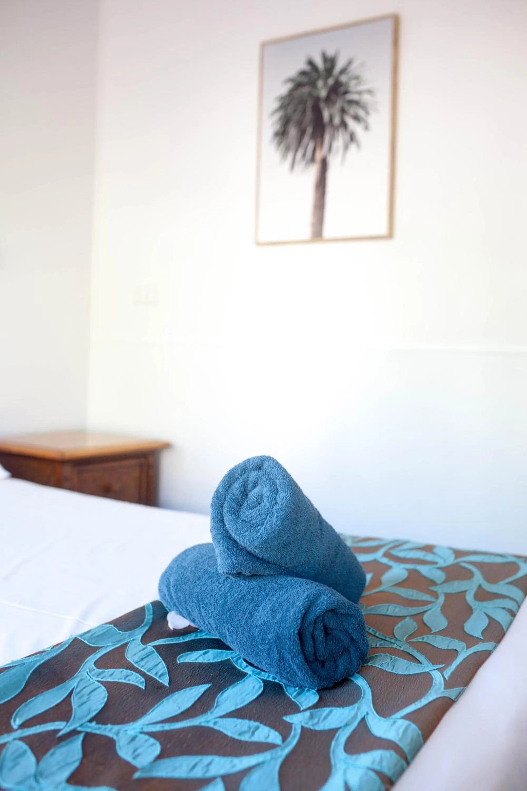 Bed in Cairns City Motel