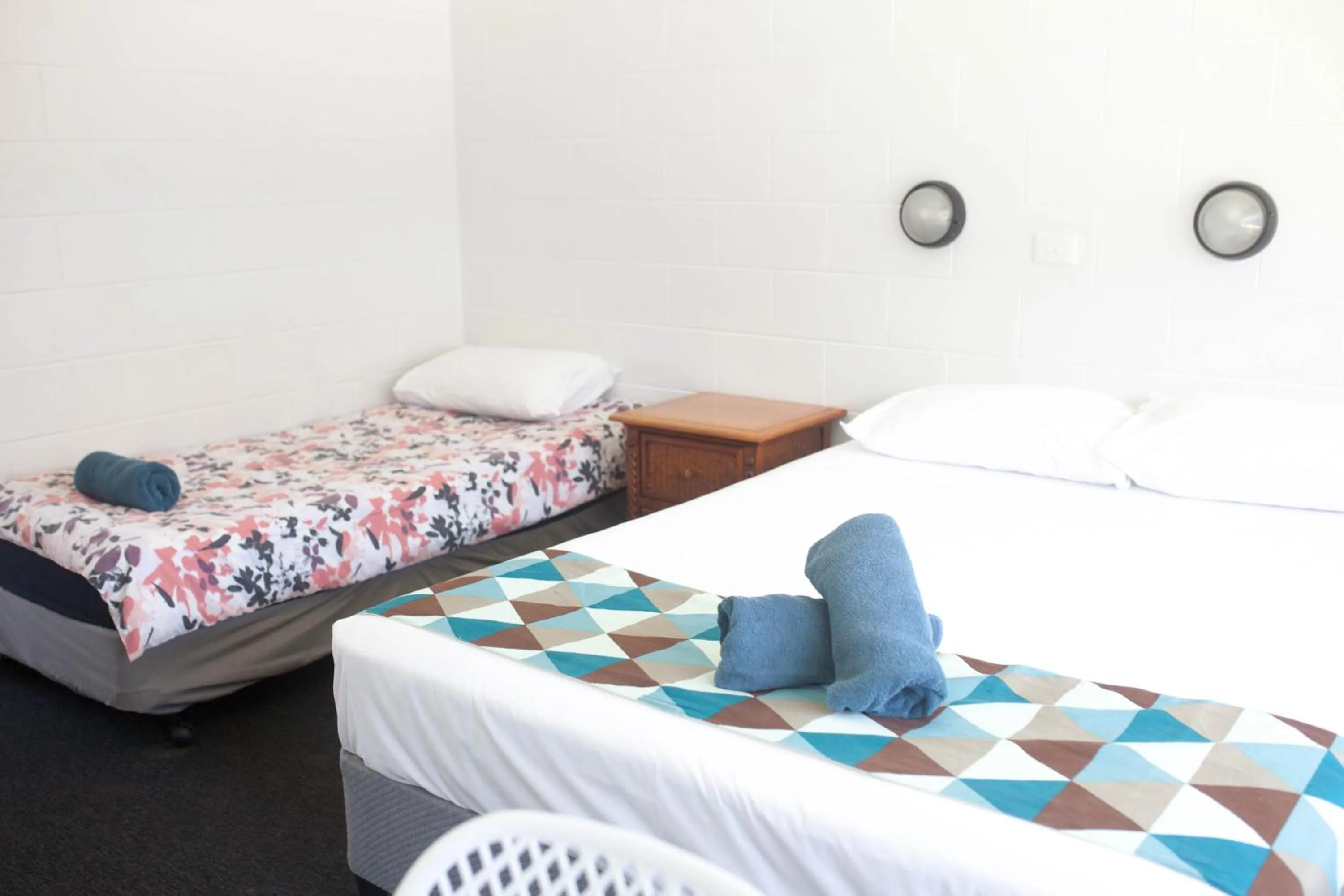 Bed in Cairns City Motel