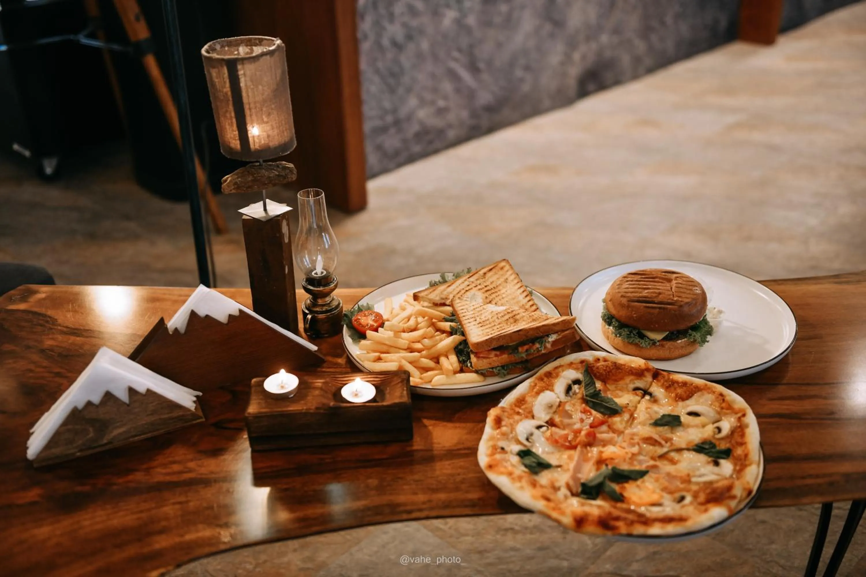 Restaurant/places to eat in Forest Apartments Hotel