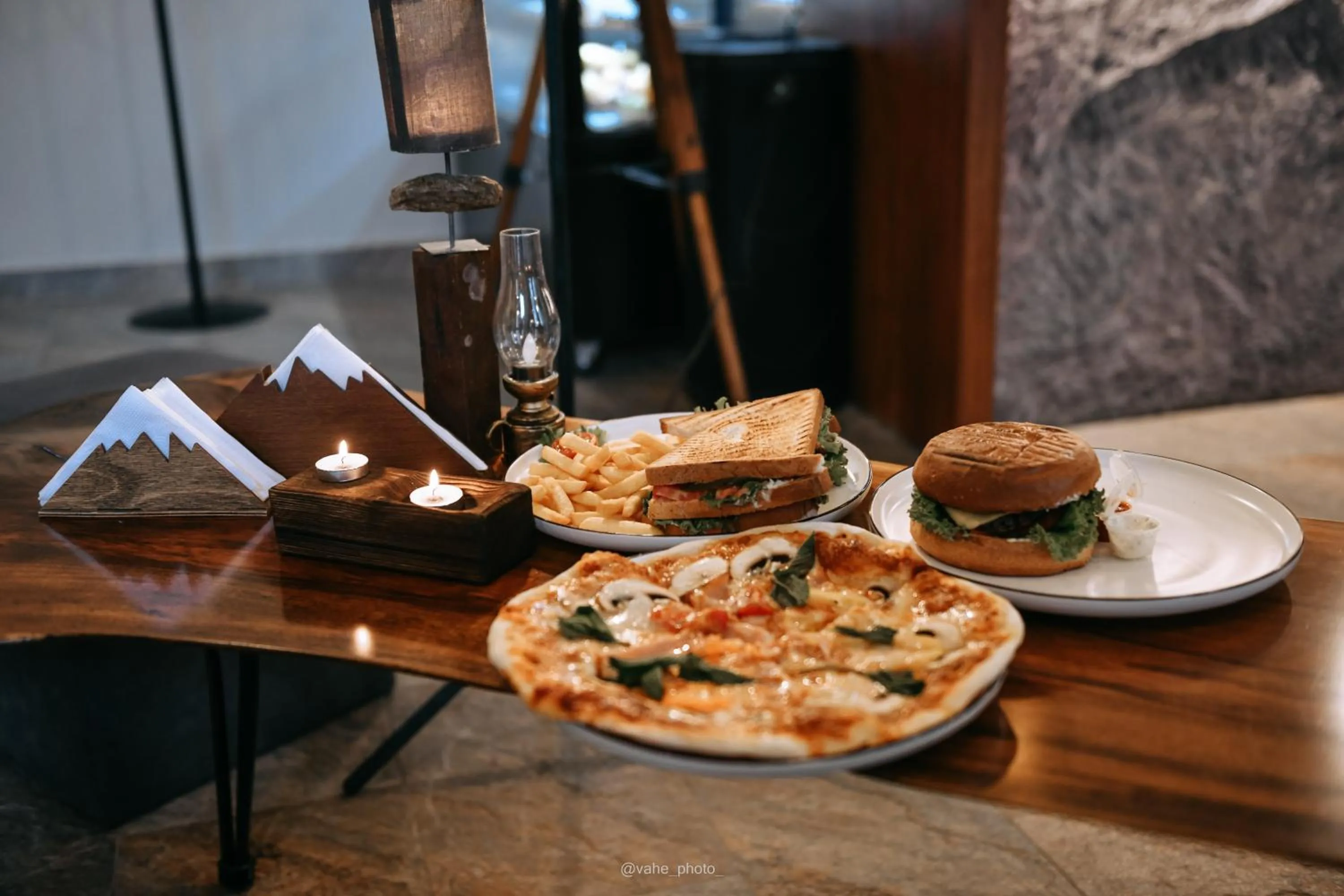 Restaurant/places to eat in Forest Apartments Hotel