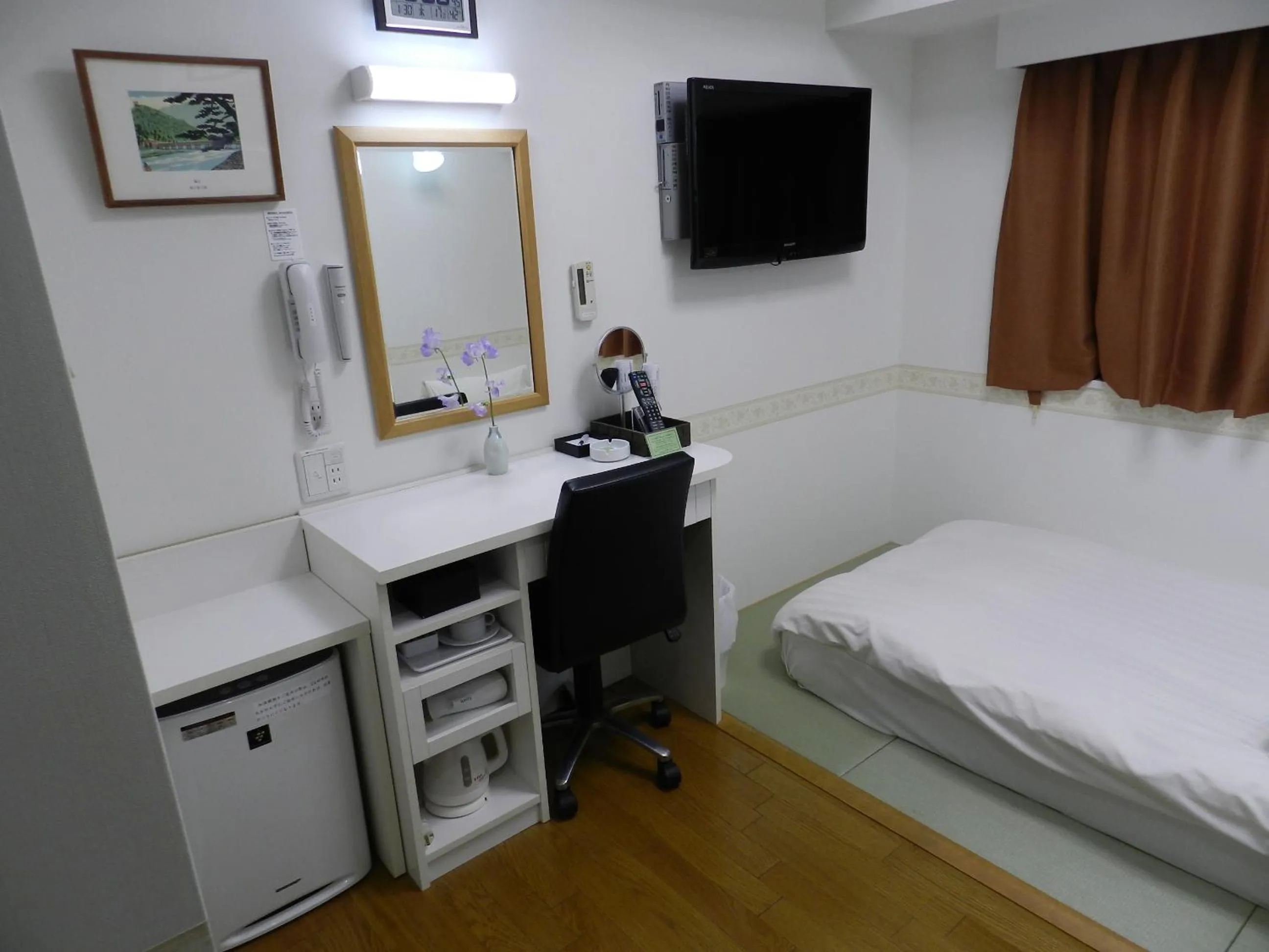 Bed in Check in Shijokarasuma