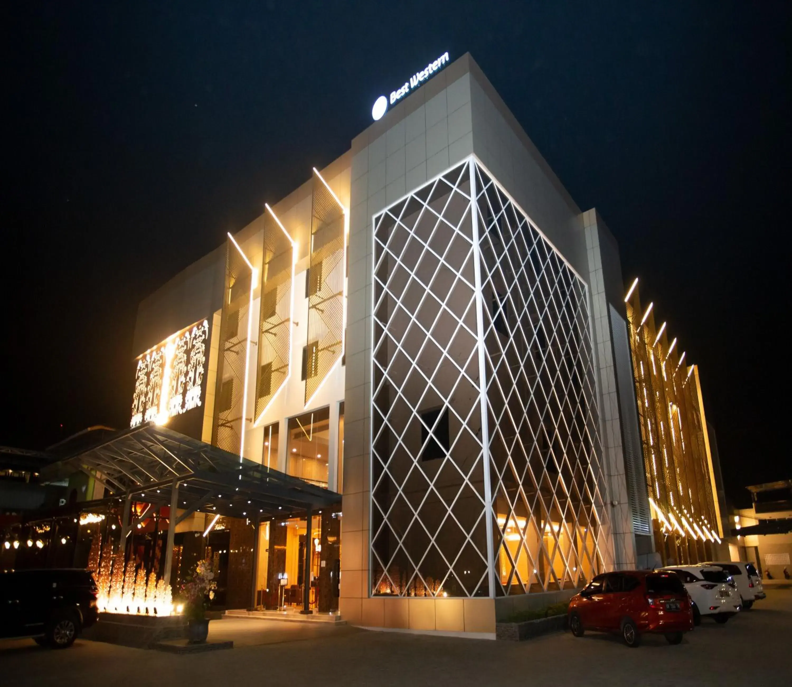 Property building in Best Western Batang Garing Property building in Best Western Batang Garing