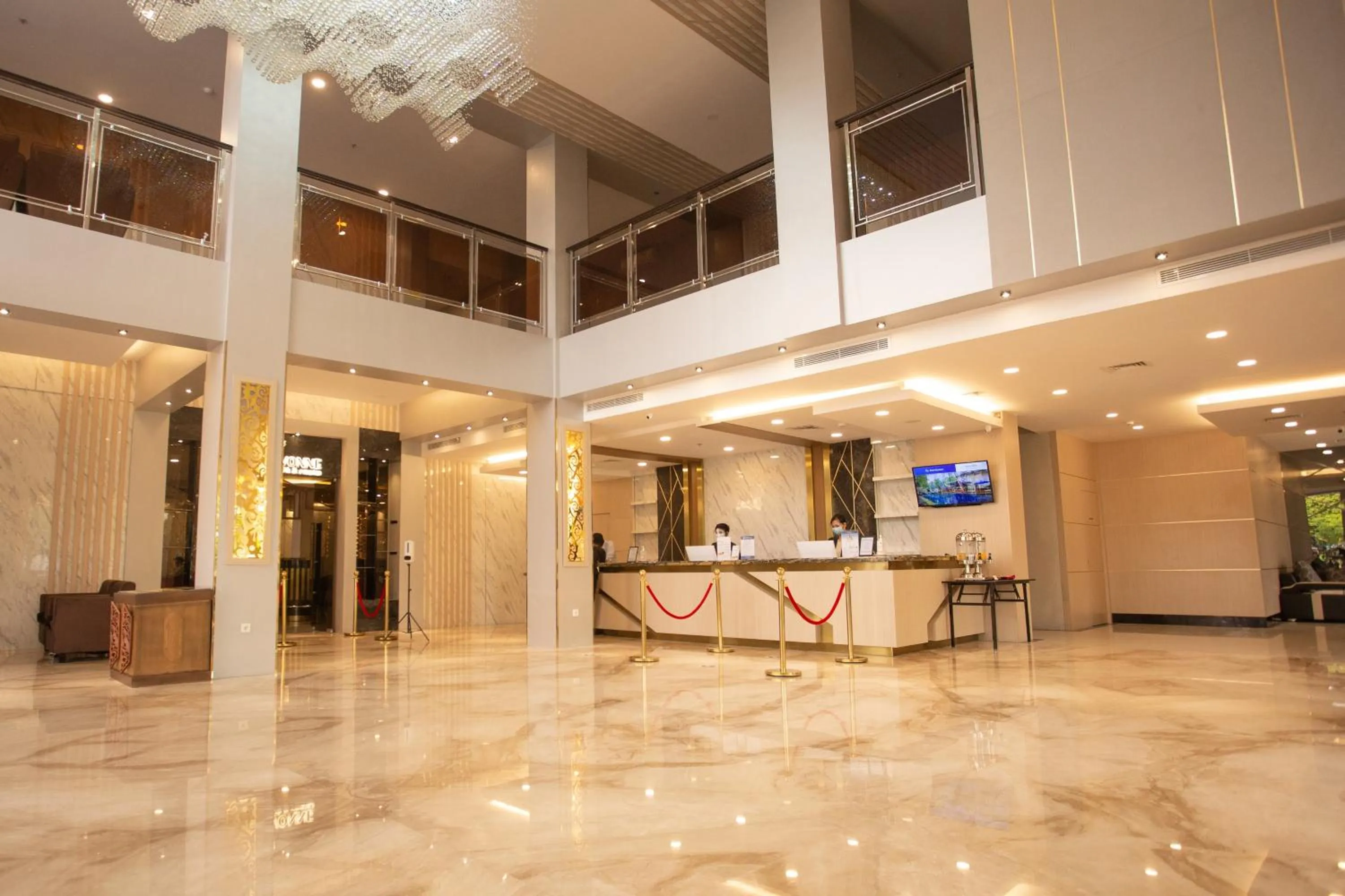 Lobby or reception in Best Western Batang Garing