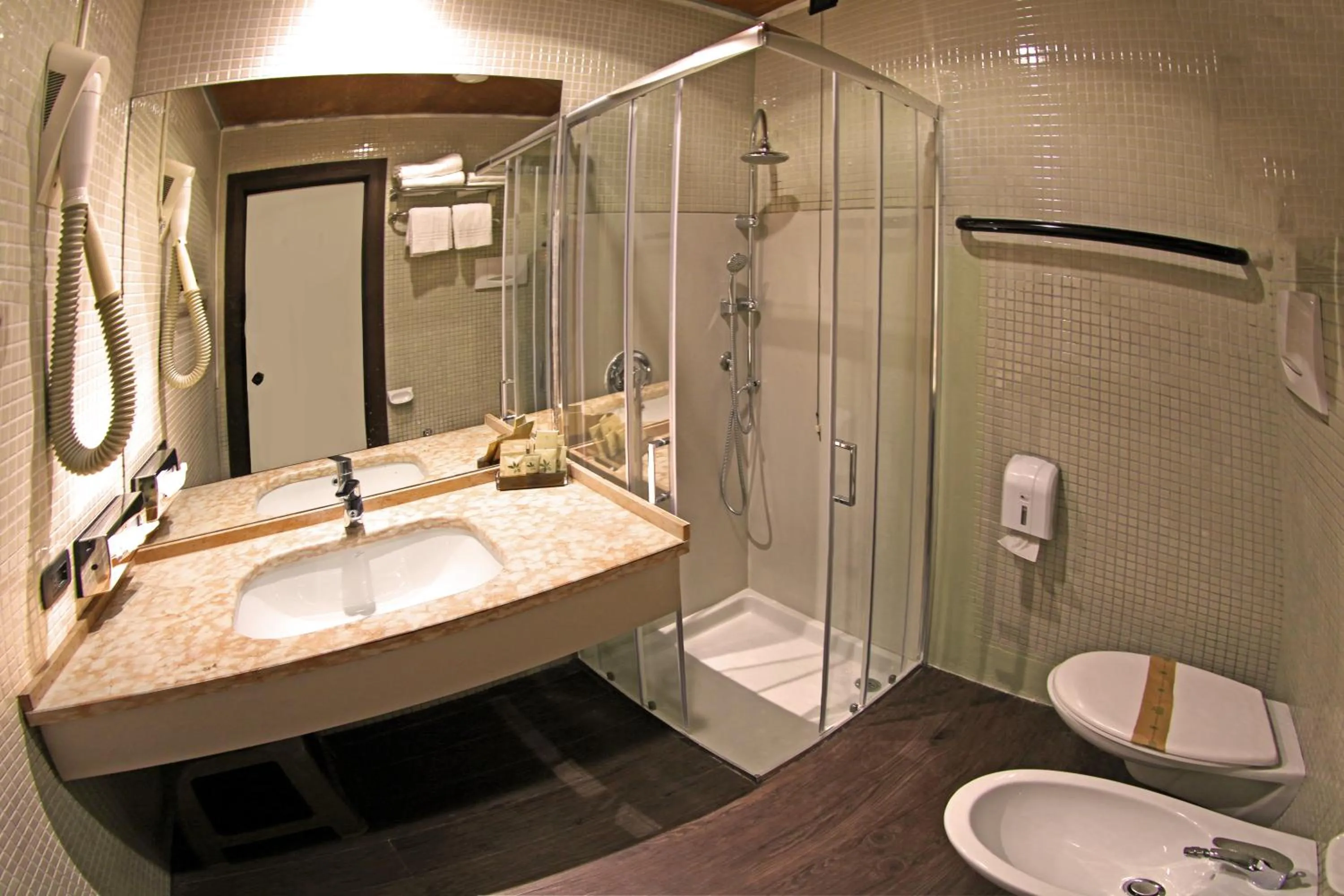 Bathroom in Hotel La Paül