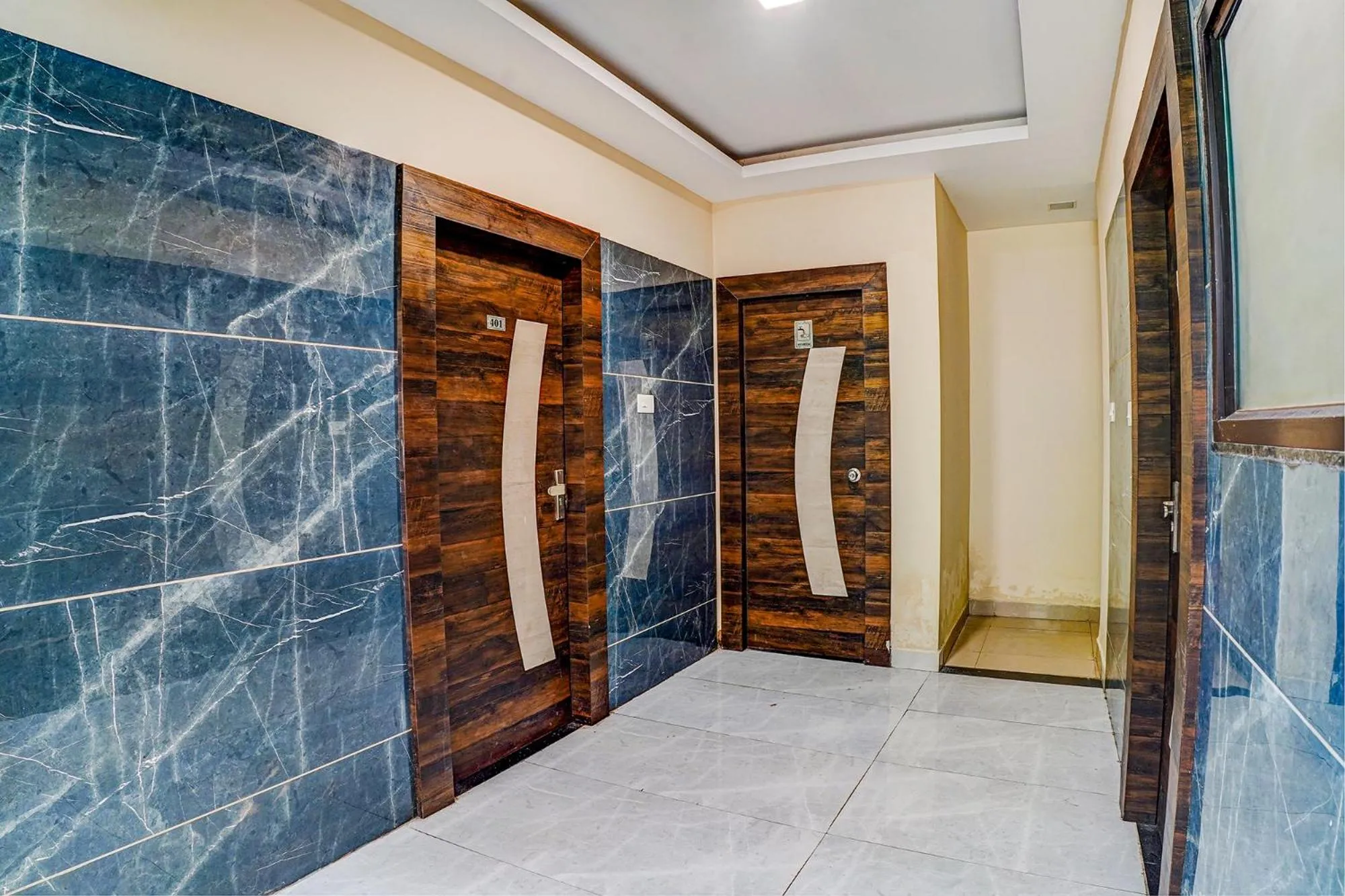 Lobby or reception in FabHotel Brij Residency