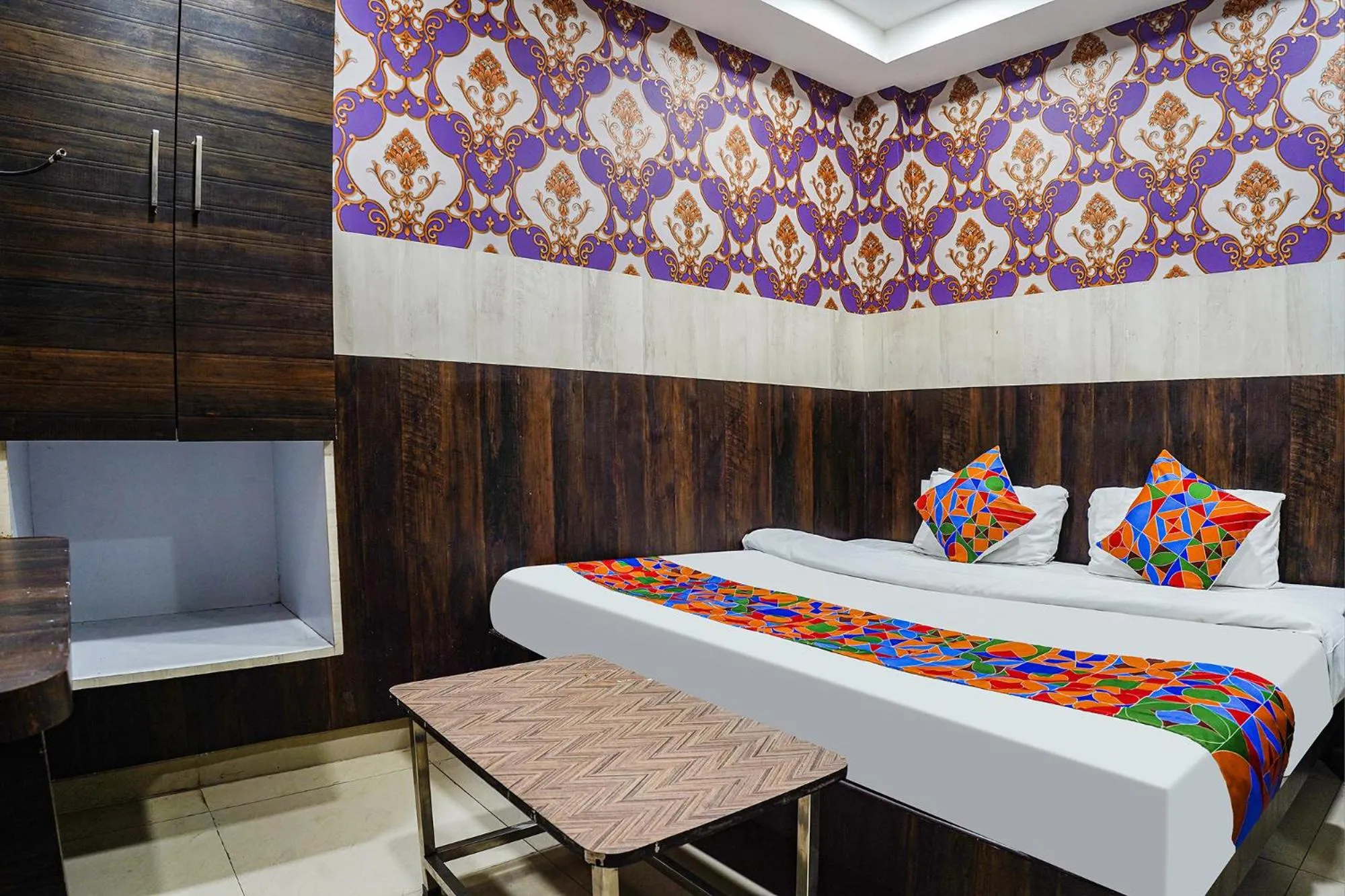 Bed in FabHotel Brij Residency
