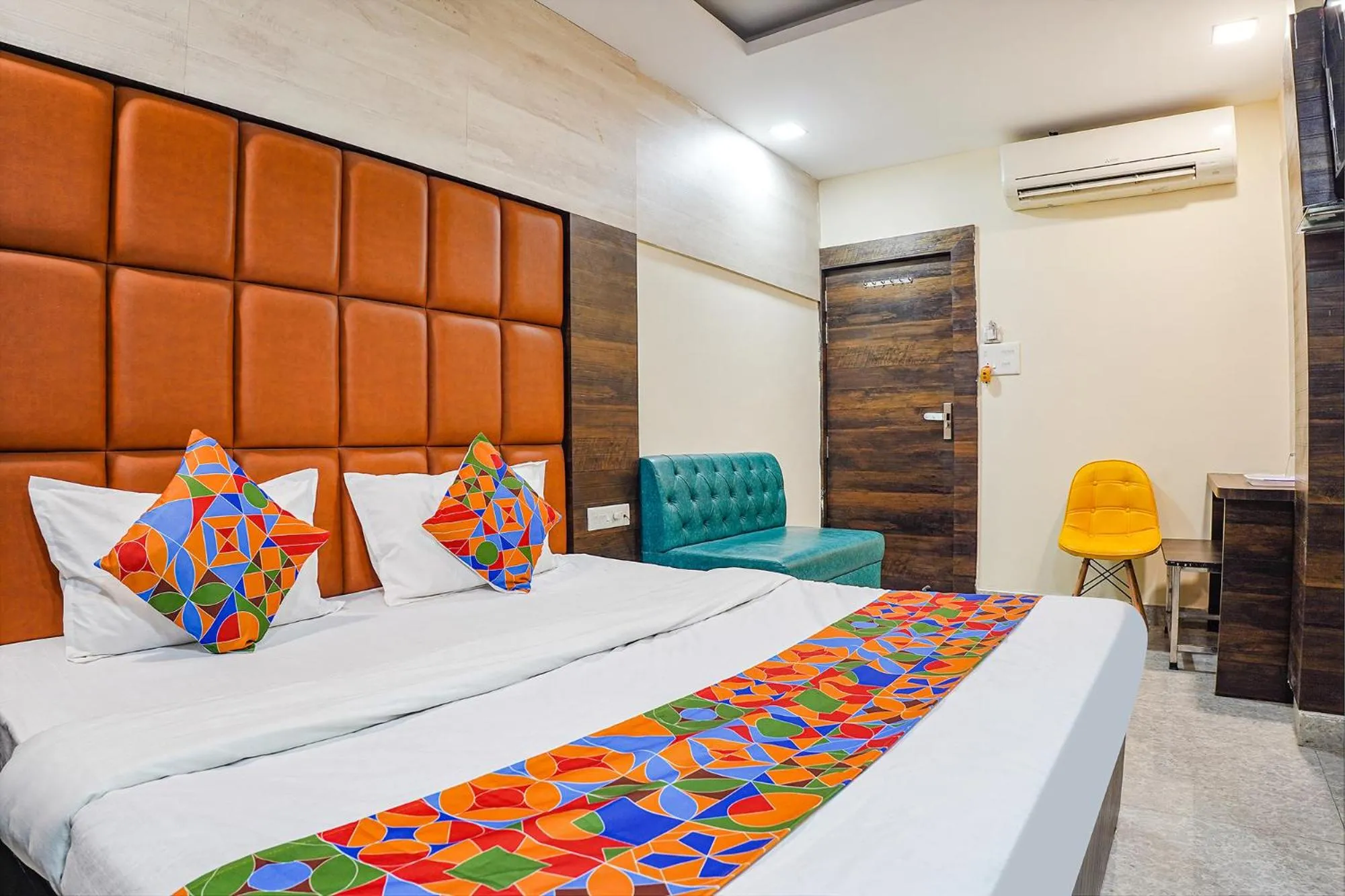Bed in FabHotel Brij Residency
