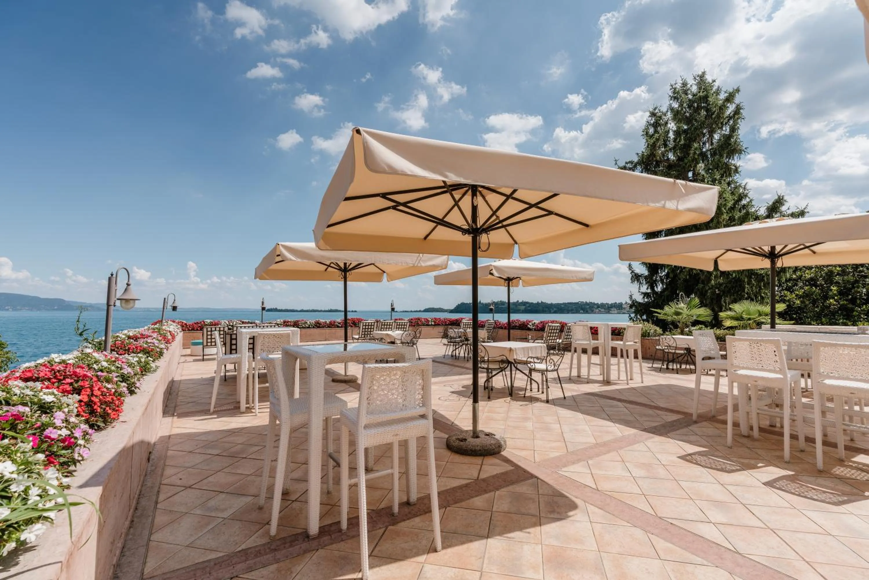Balcony/Terrace in Hotel Savoy Palace
