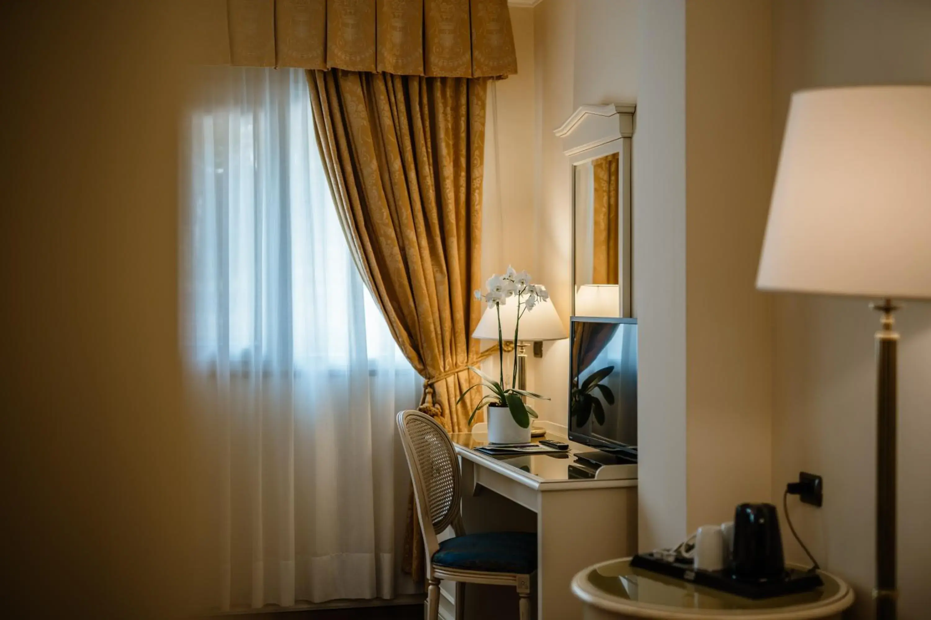 Bedroom in Hotel Savoy Palace Bedroom in Hotel Savoy Palace