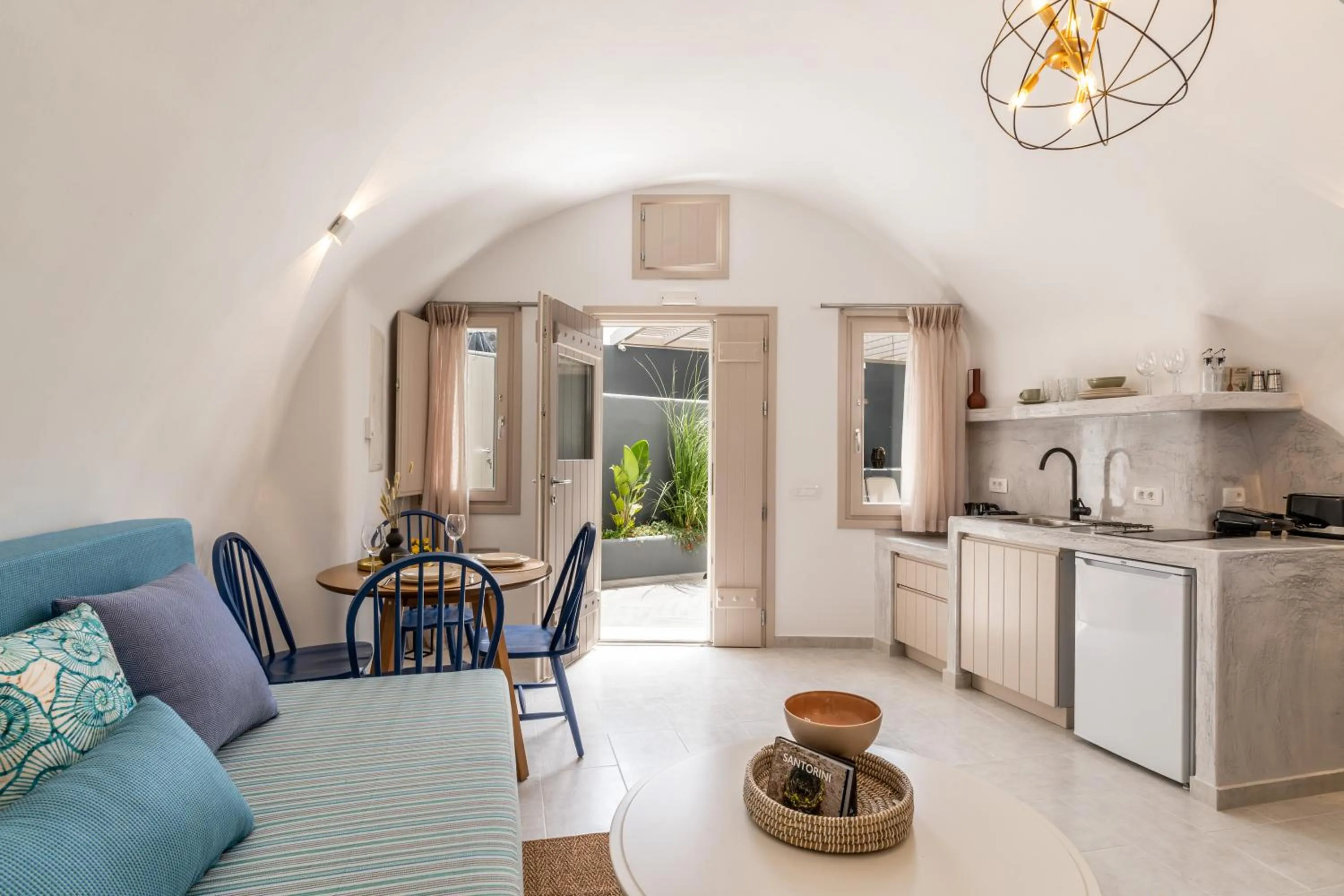 Seating area in Wine and Yard Caves