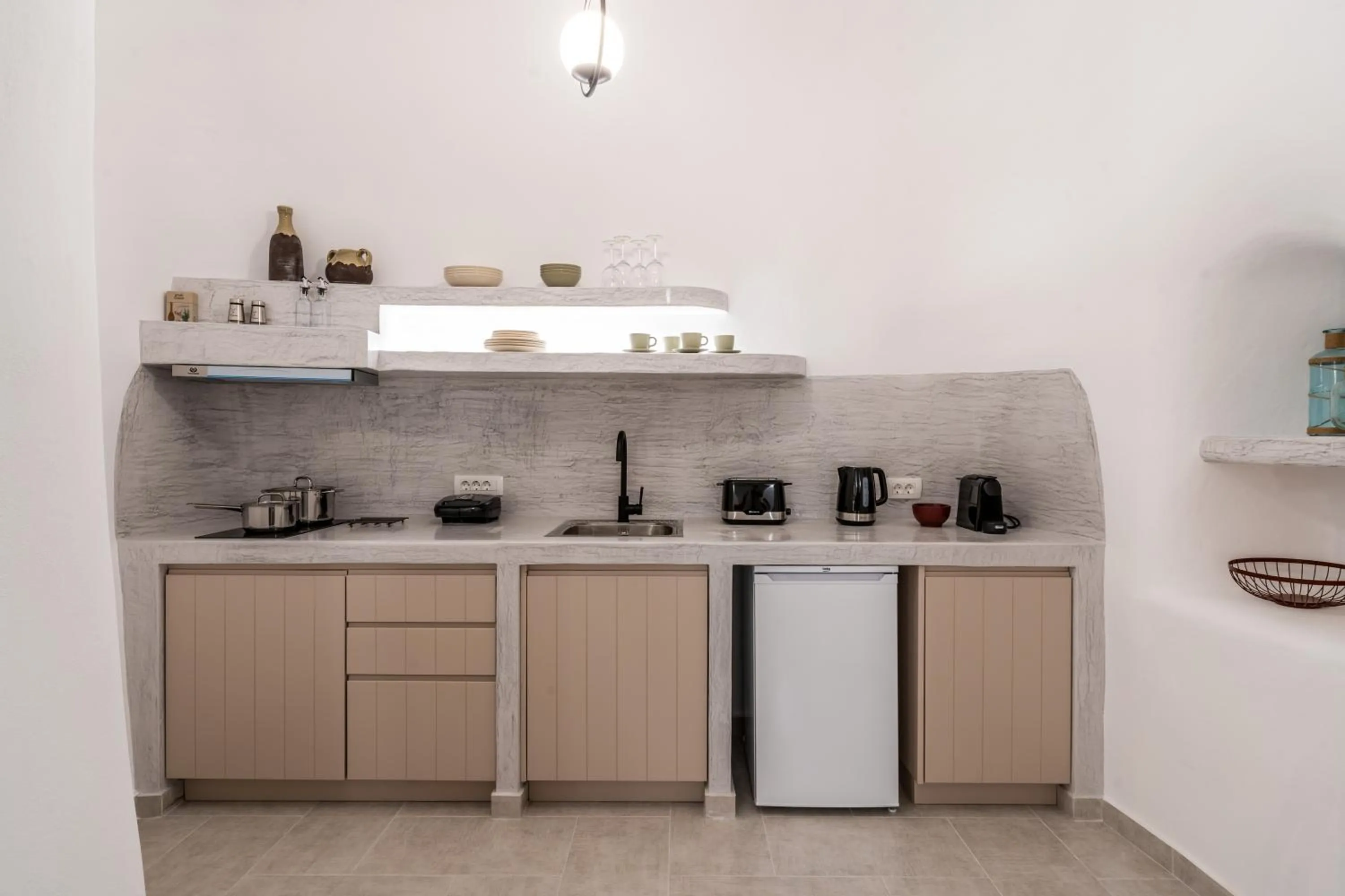 Coffee/tea facilities in Wine and Yard Caves