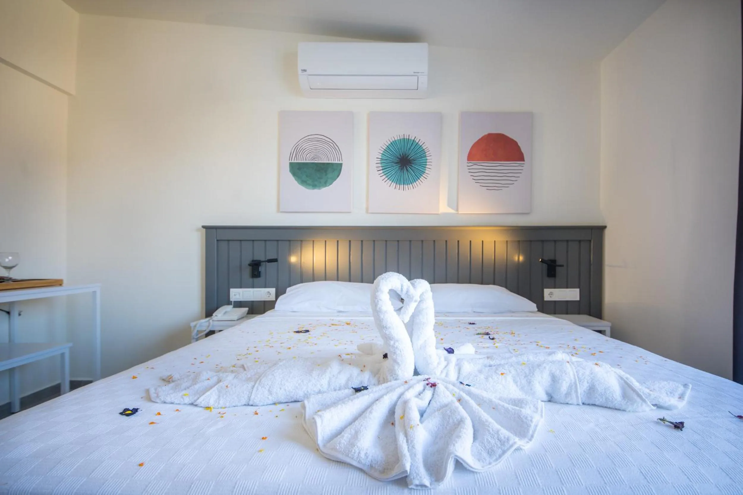 Bed in Yuvam Prime Beach Hotel