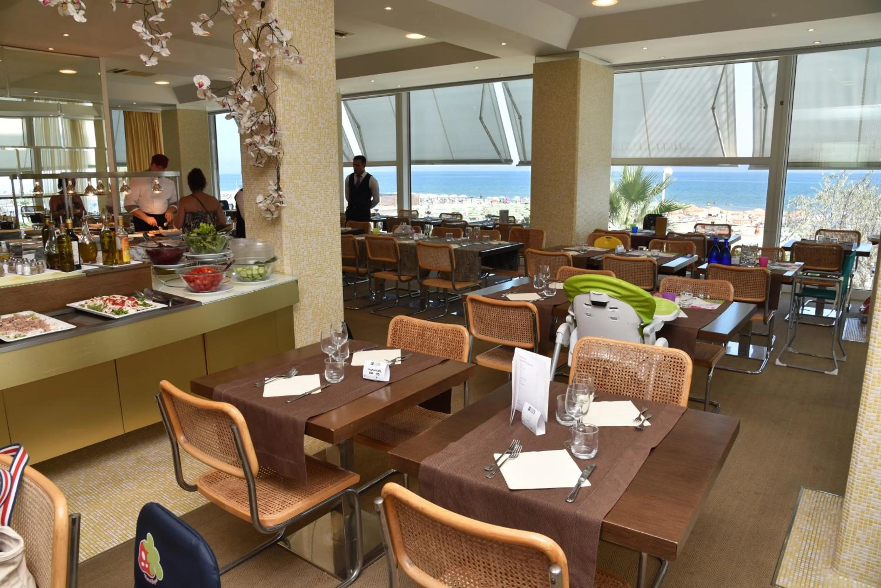 Restaurant/places to eat in Hotel Fedora Riccione - FRONTE MARE