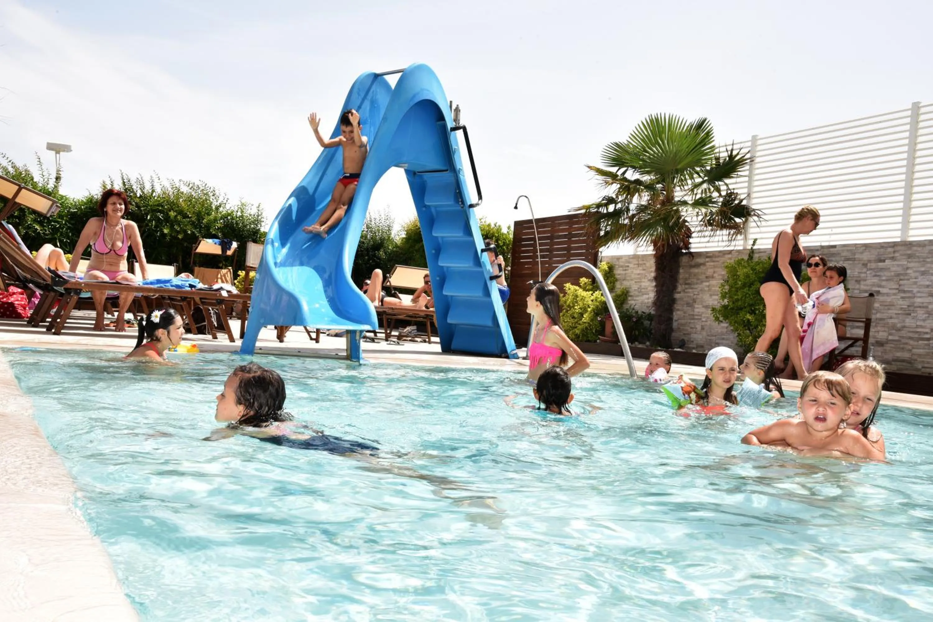 Swimming pool in Hotel Fedora Riccione - FRONTE MARE