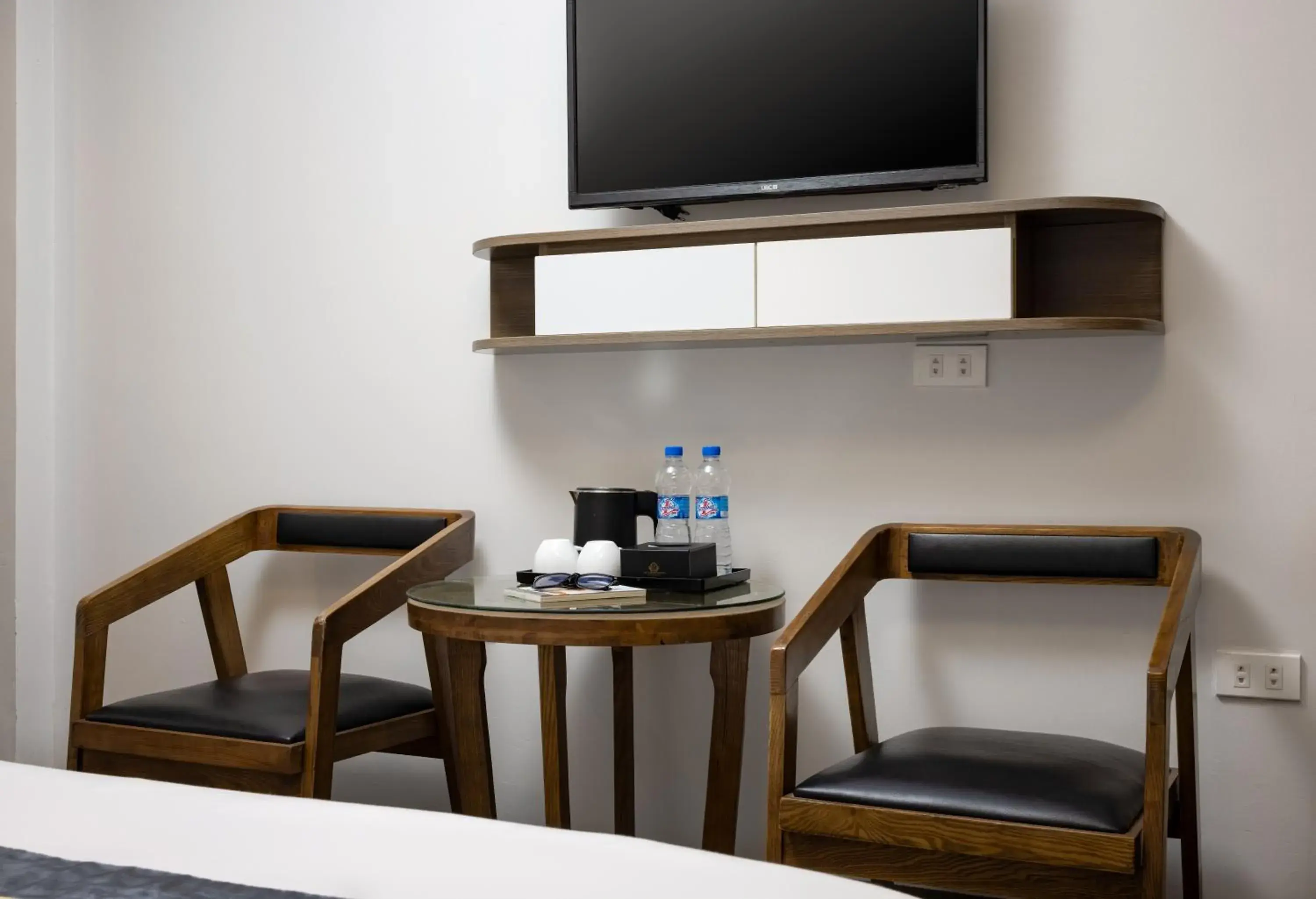 Standard Double Room with Two Double Beds in Bao Phuc Hotel Standard Double Room with Two Double Beds in Bao Phuc Hotel