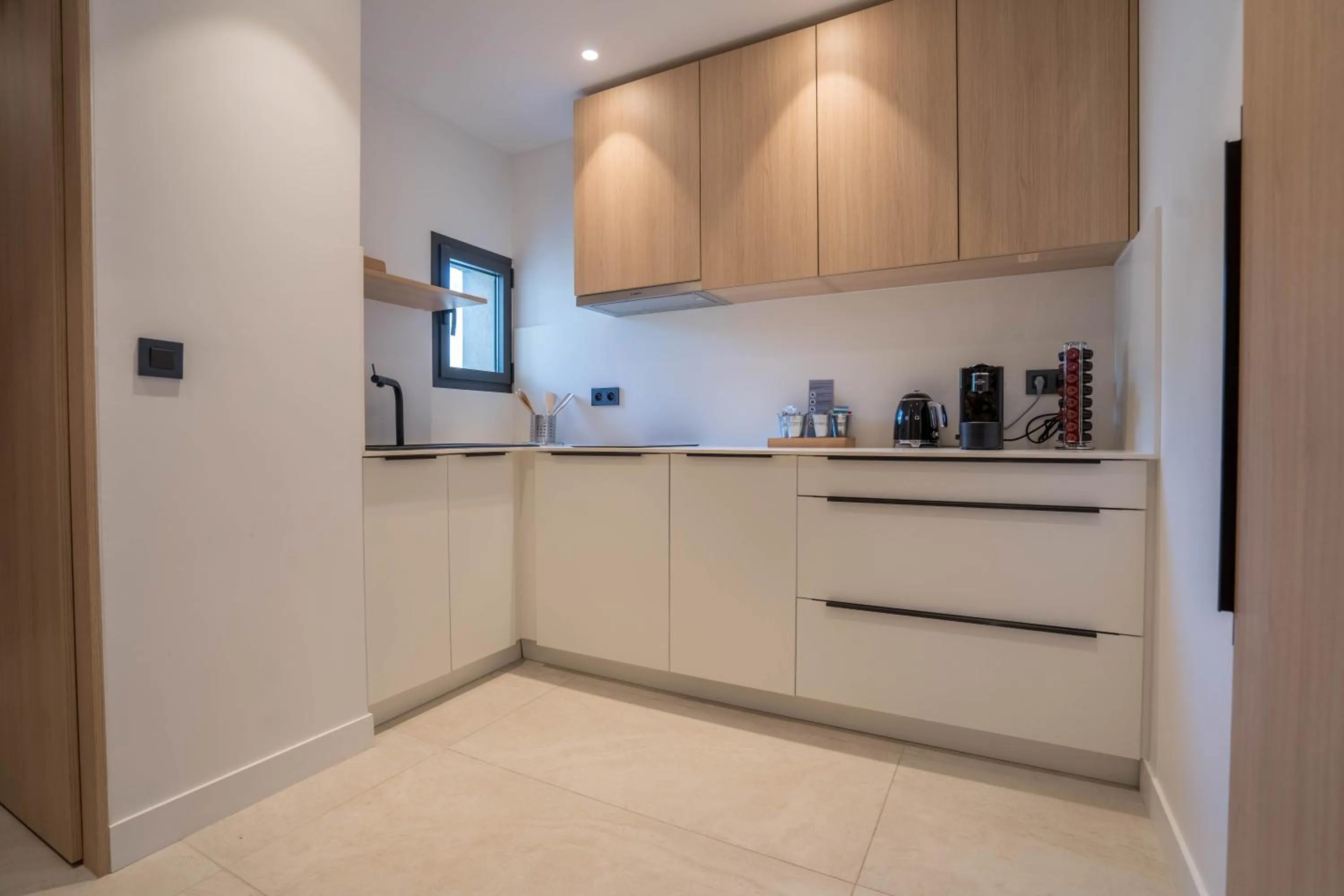 Kitchen or kitchenette in EDEN HÔTEL