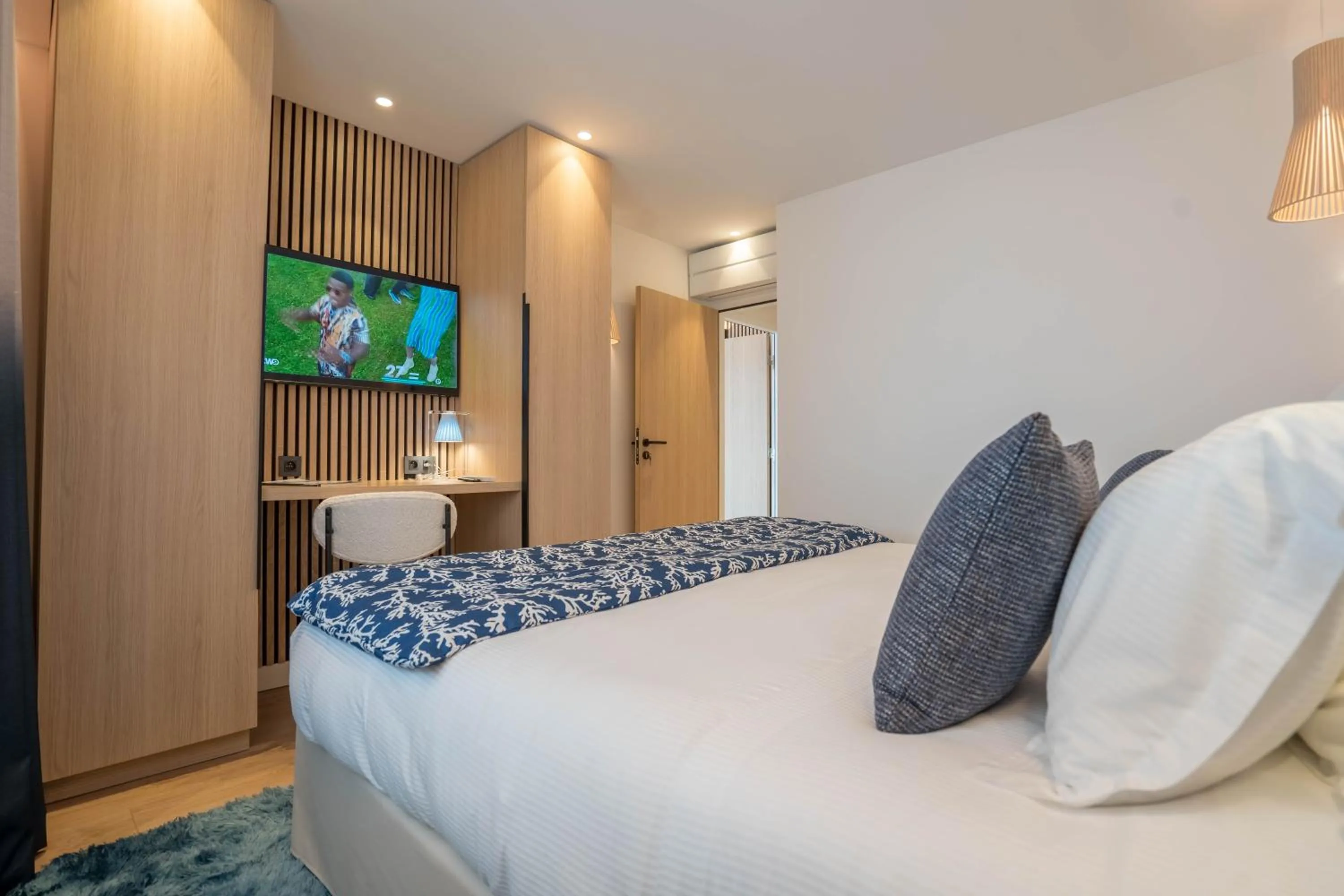 Bedroom in EDEN HÔTEL