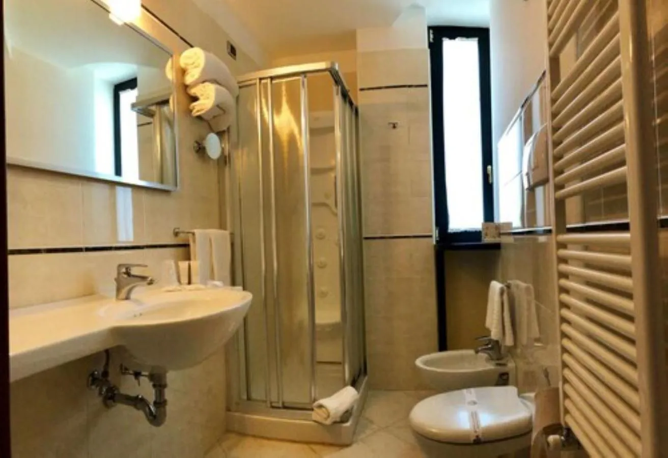 Bathroom in Best Western Hotel Nettuno