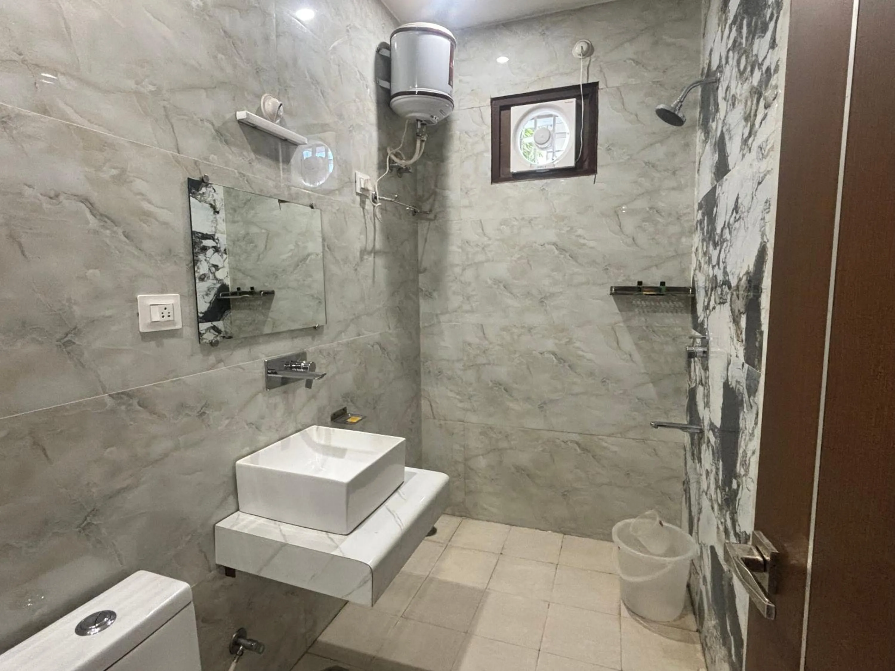 Bathroom in ShriGo Hotel Haridwar