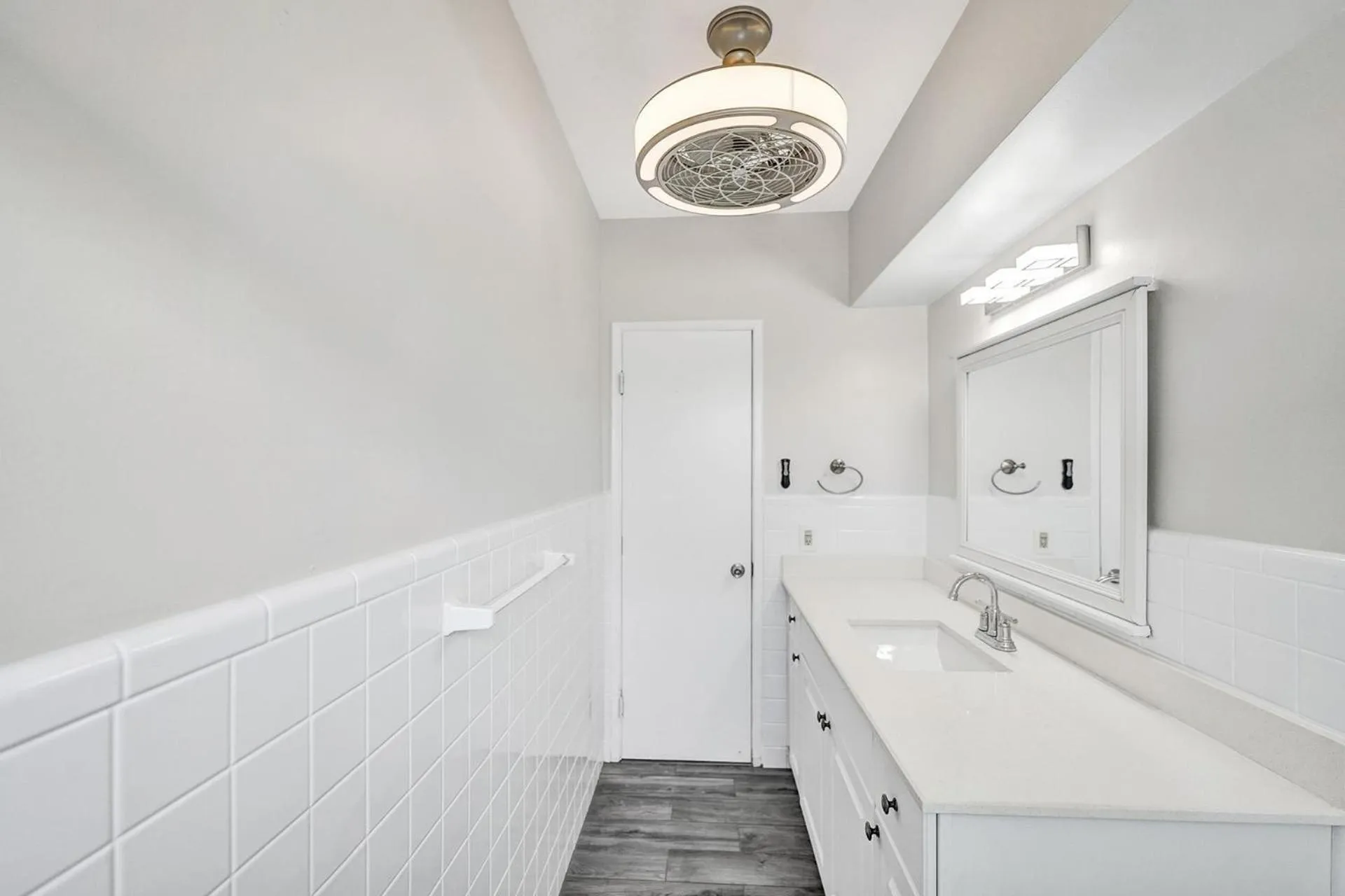 Bathroom in Bay Harbor Suites