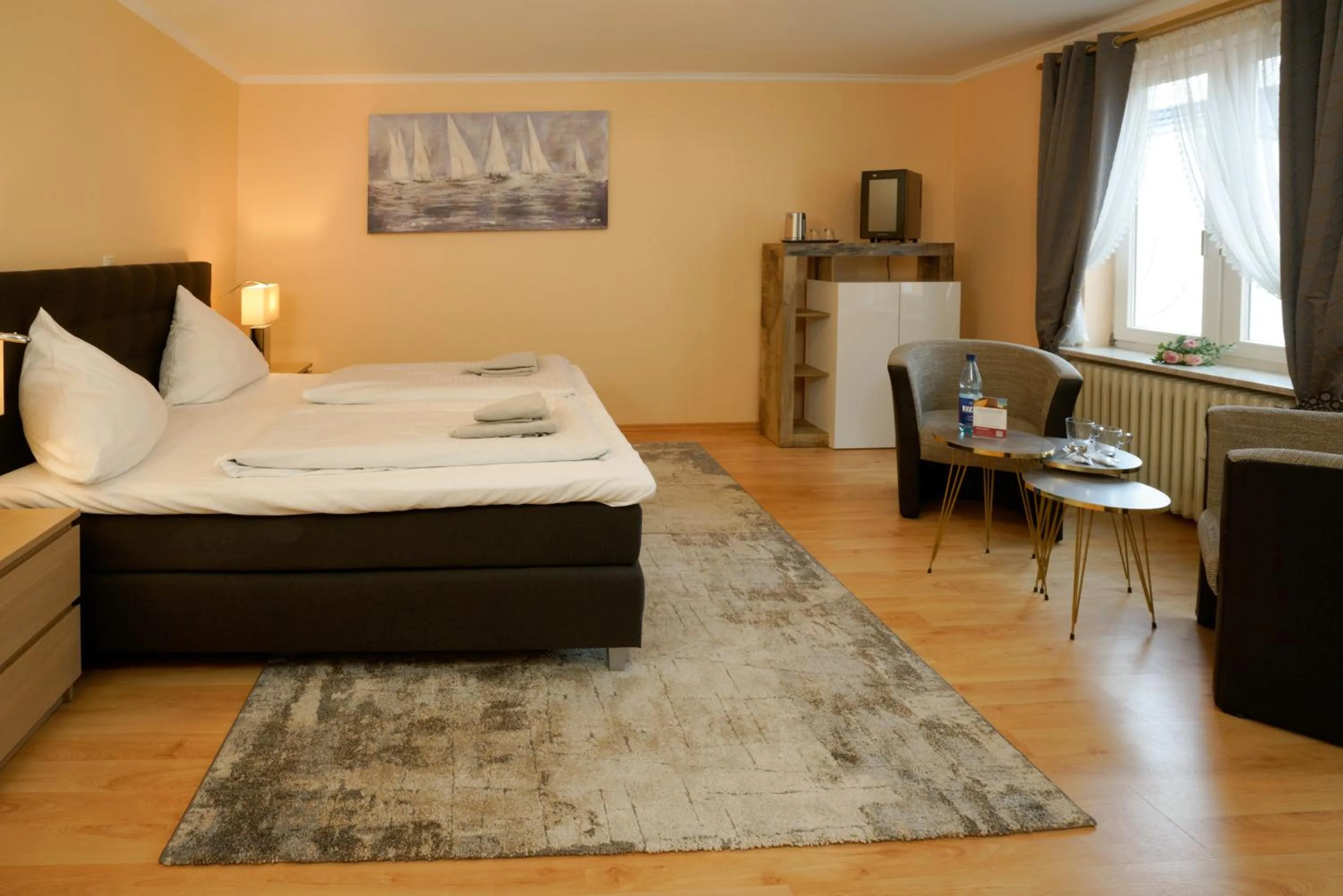 Photo of the whole room, Bed in Hotel Zur Mühle
